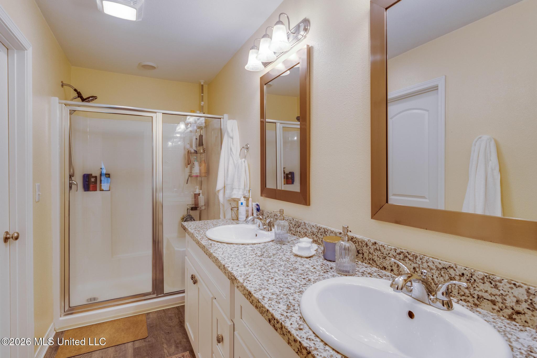 515 Peach Street Property Photo 17