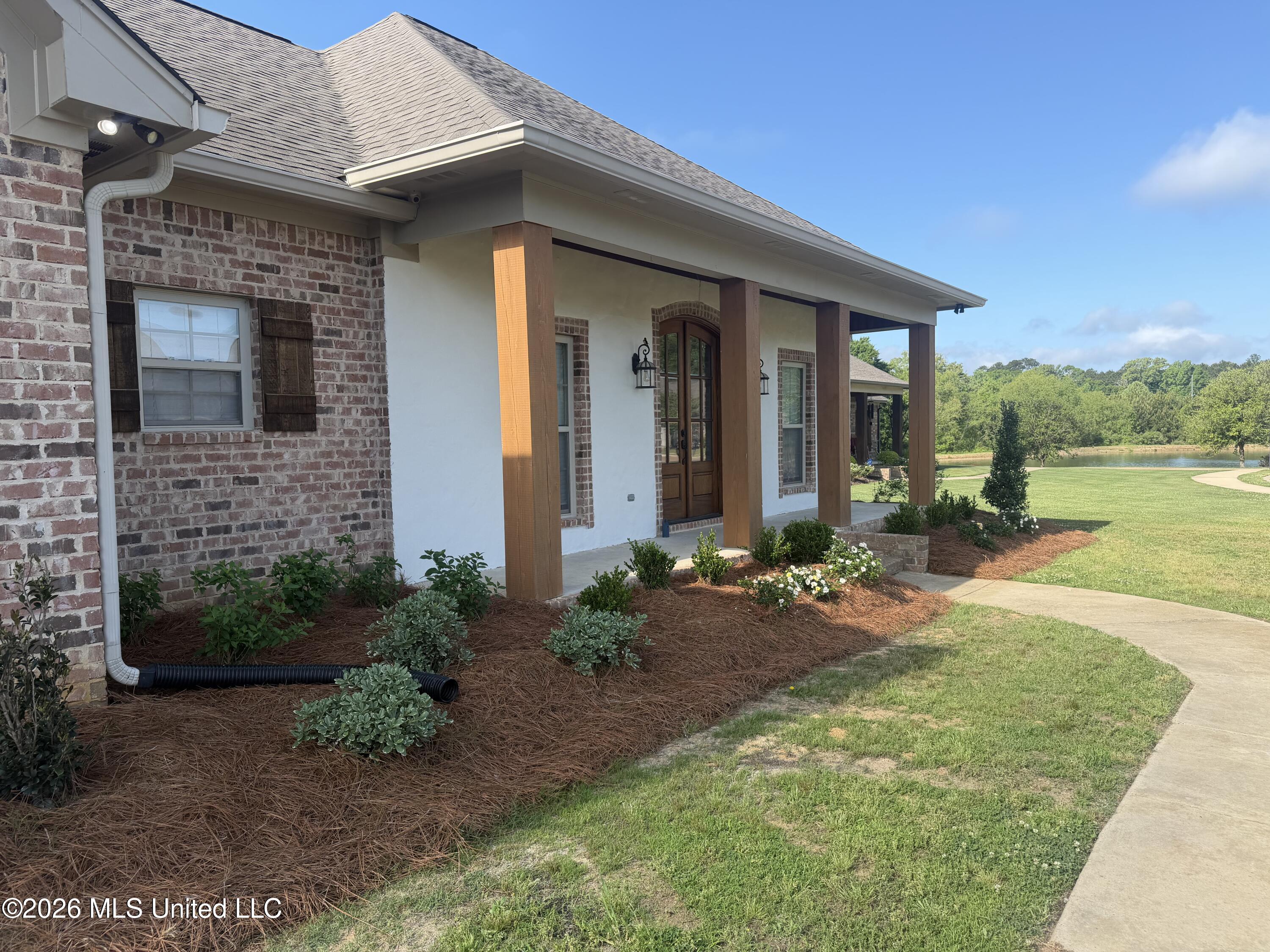 337 Bullock Circle Property Photo 3