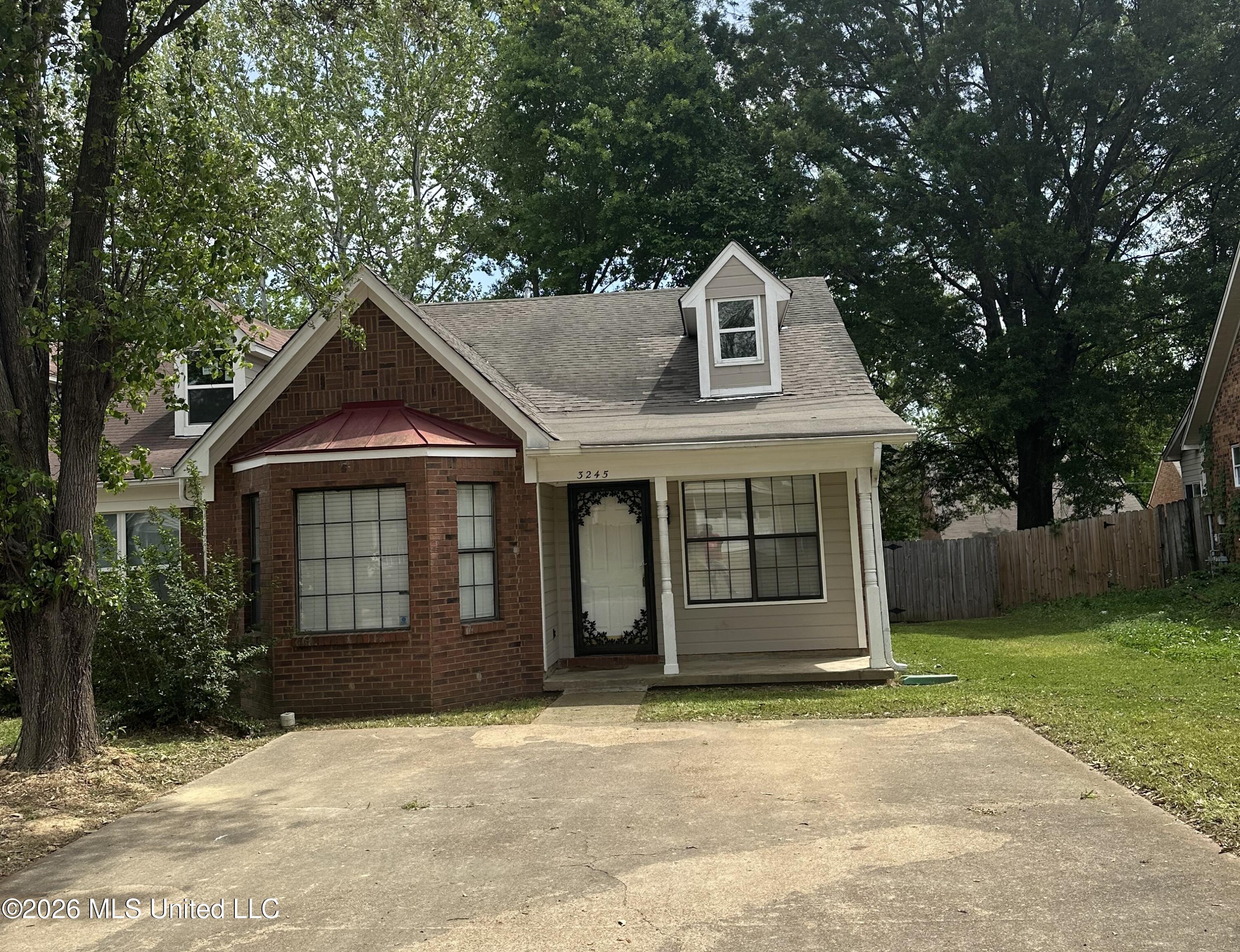 3245 Edenshire Lane Property Photo 1