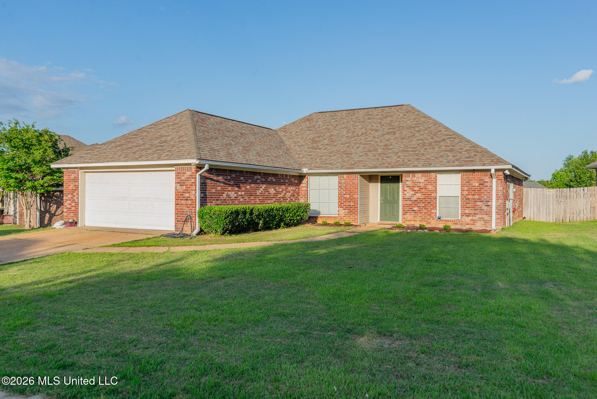 364 Kings Ridge Circle Property Photo 1