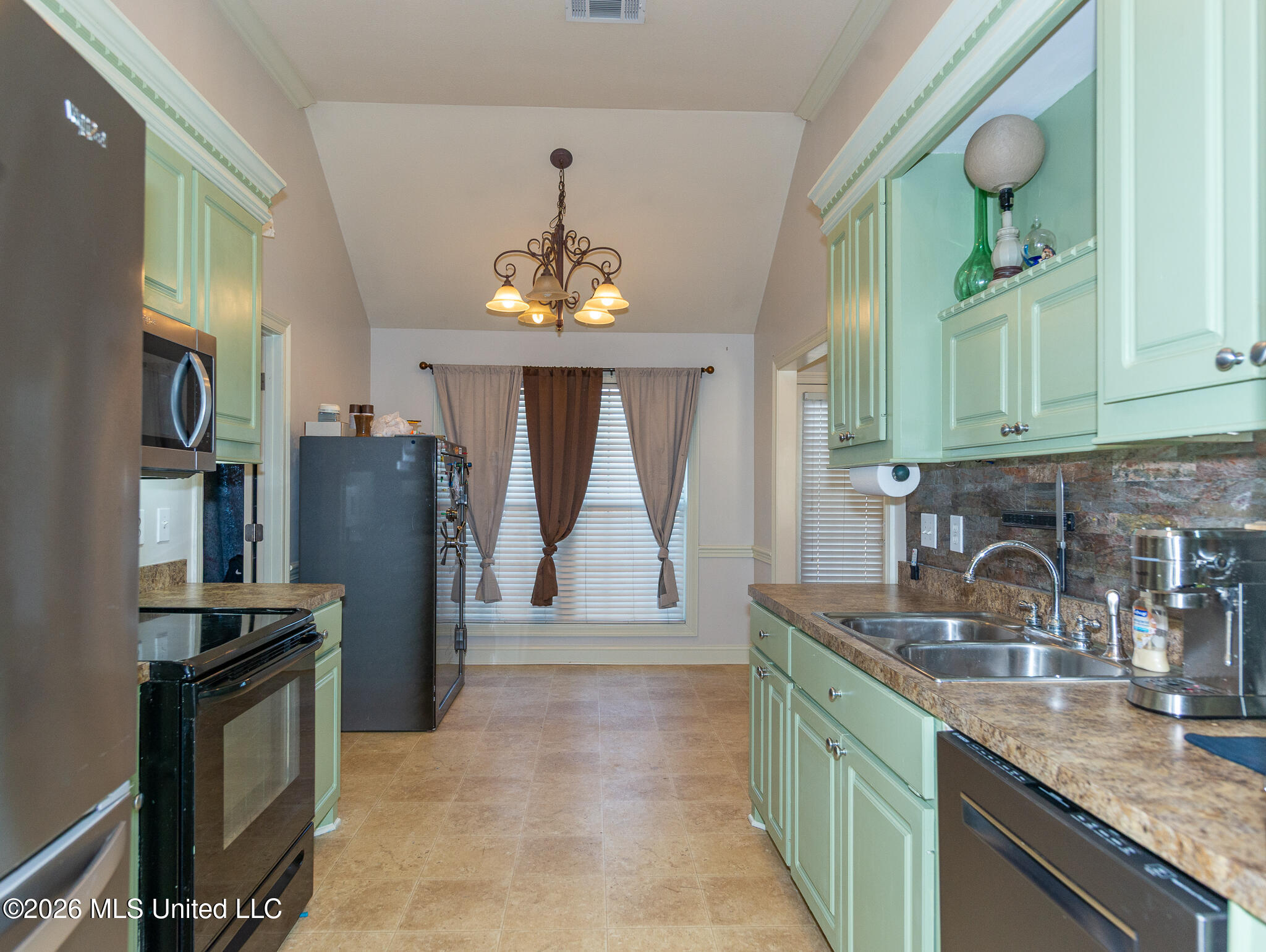 364 Kings Ridge Circle Property Photo 12