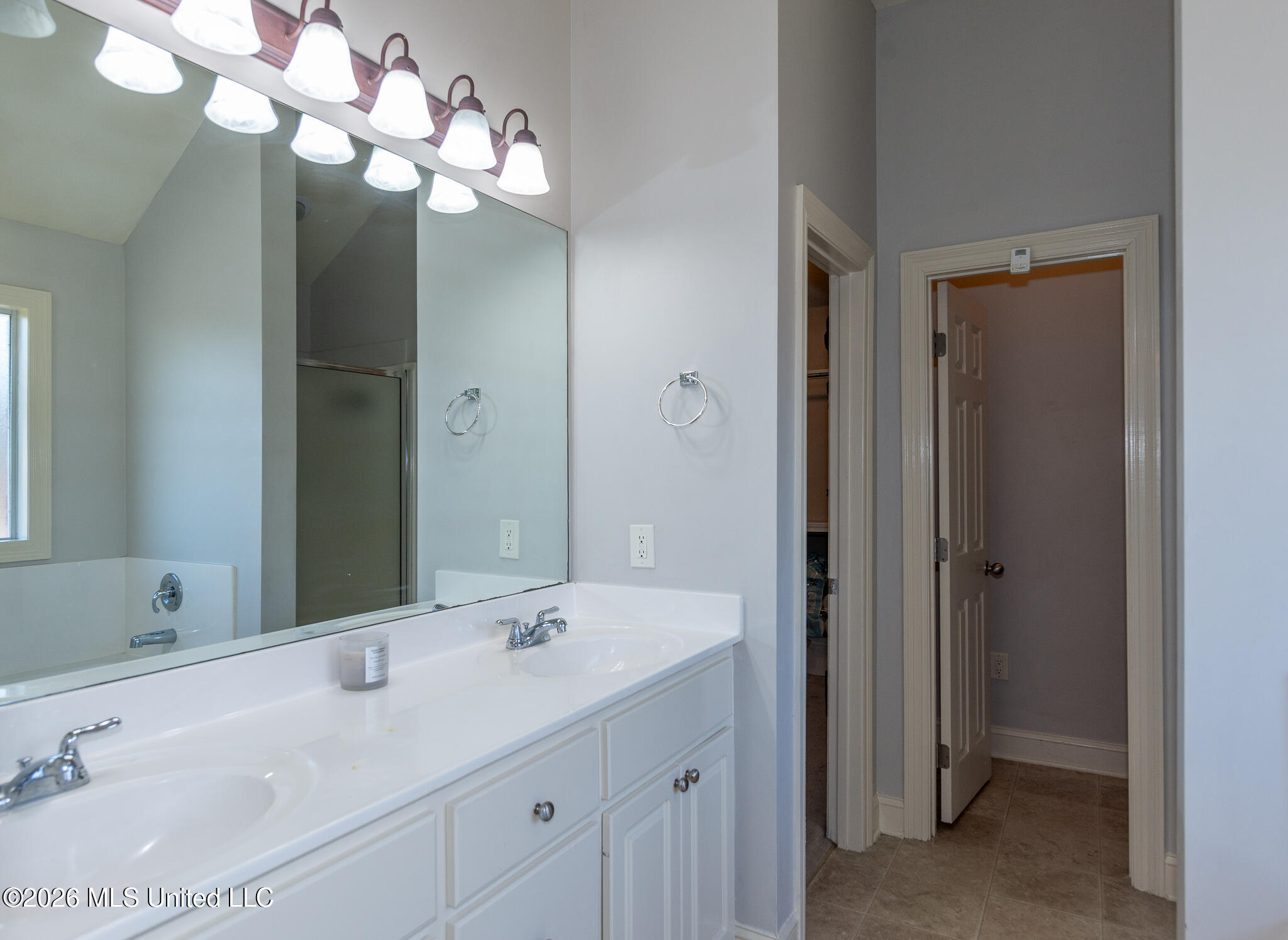 364 Kings Ridge Circle Property Photo 15