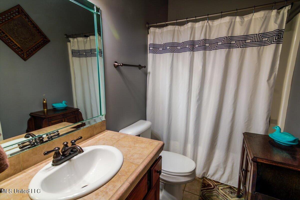 1828 W Keenlan Drive Property Photo 21