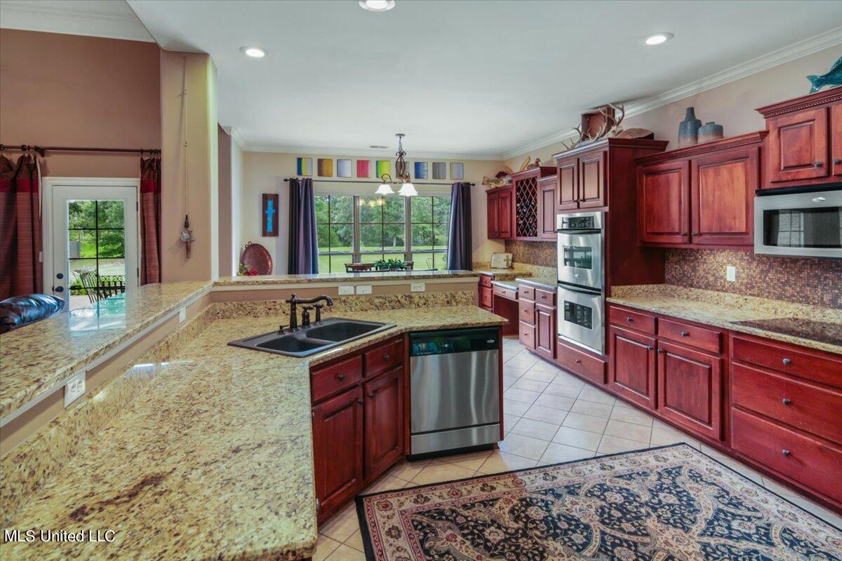 1828 W Keenlan Drive Property Photo 29