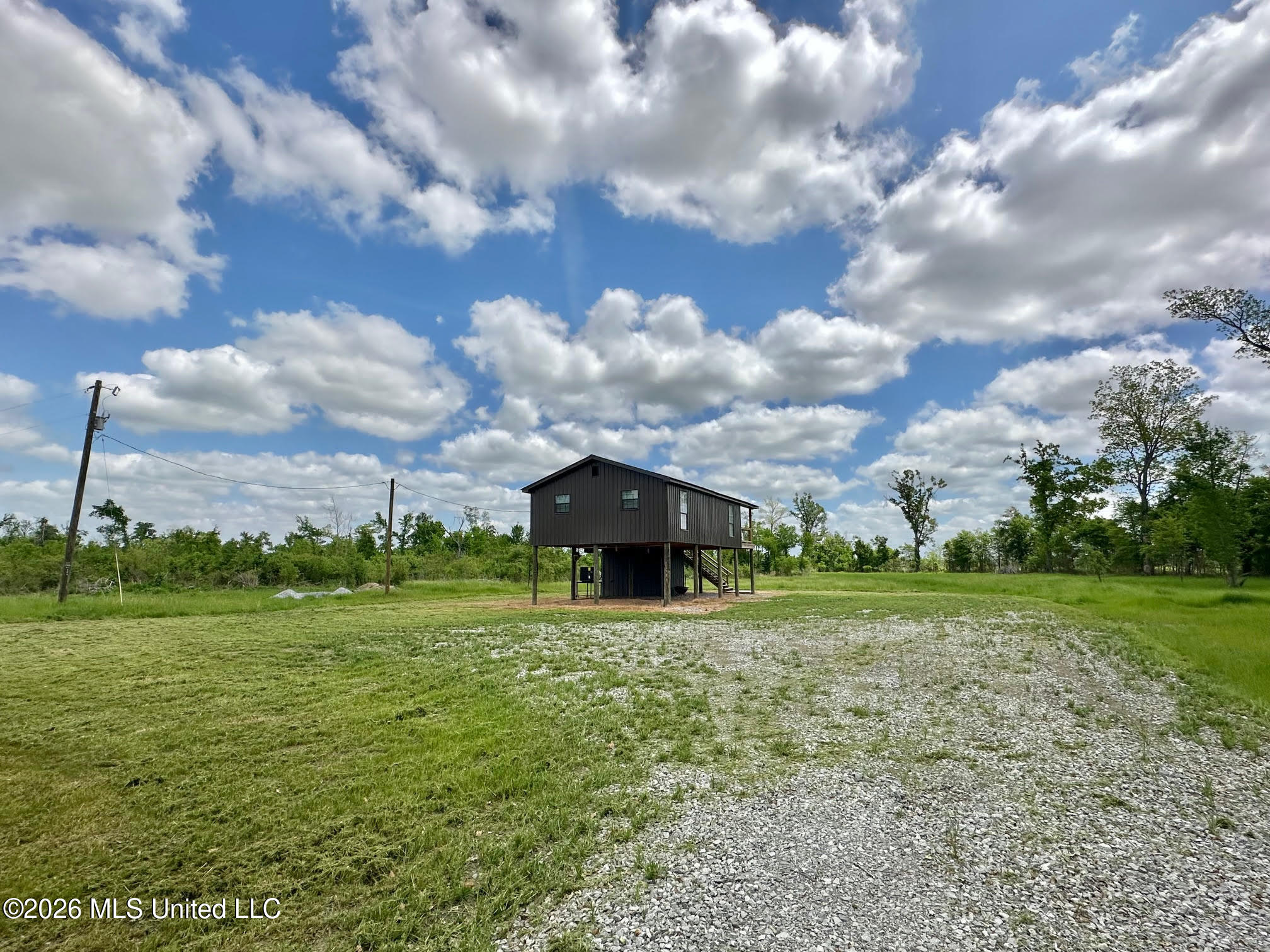 536 Omega Road Property Photo 6