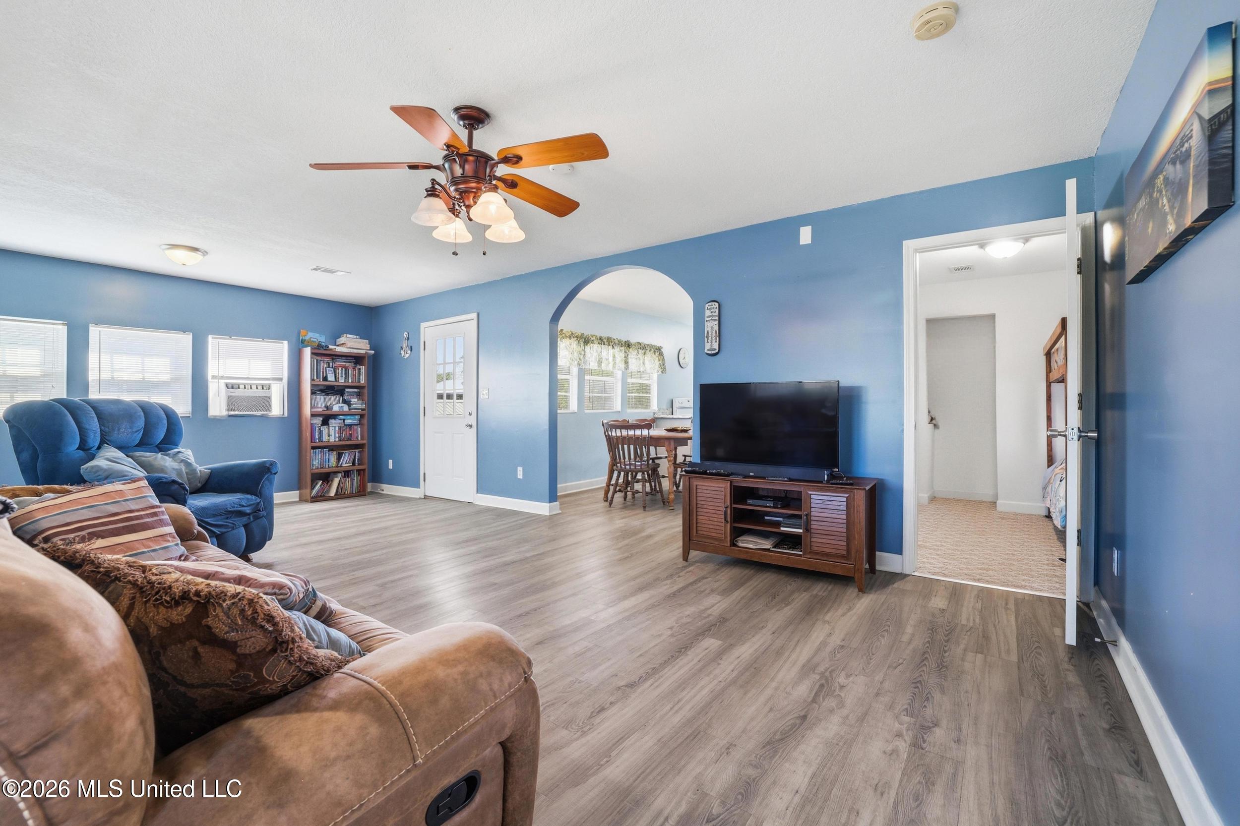 5057 Elbrus Street Property Photo 7