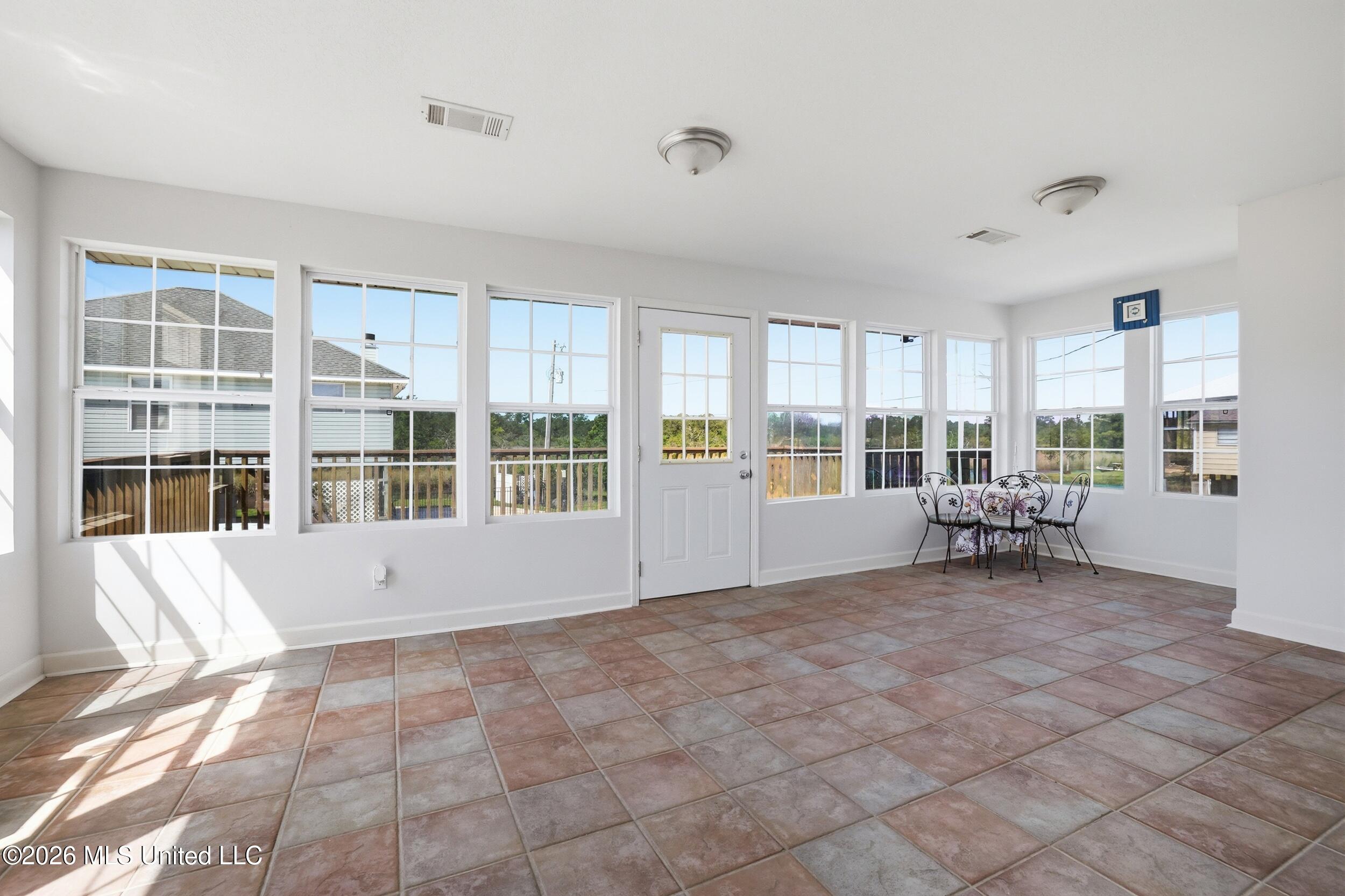 5057 Elbrus Street Property Photo 29