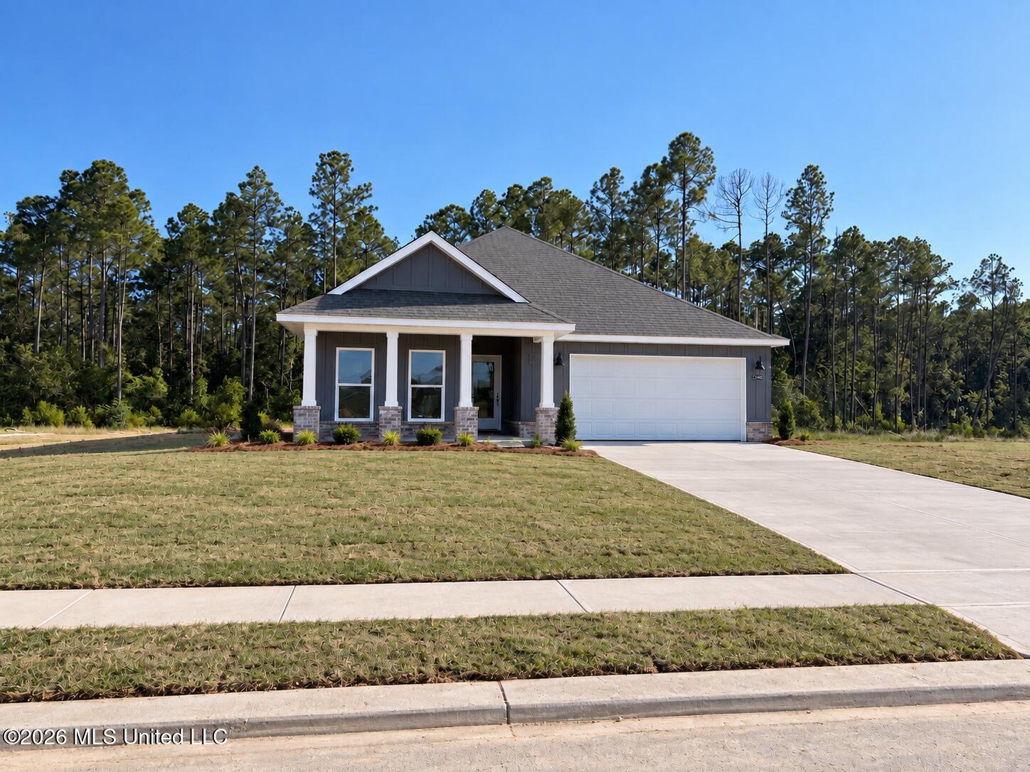 15889 Blue Ridge Drive Property Photo 1