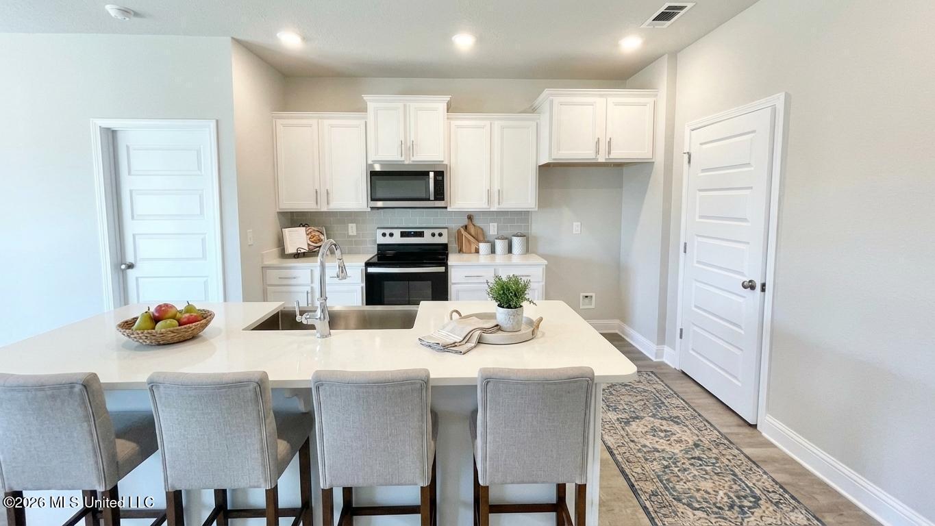 15889 Blue Ridge Drive Property Photo 7