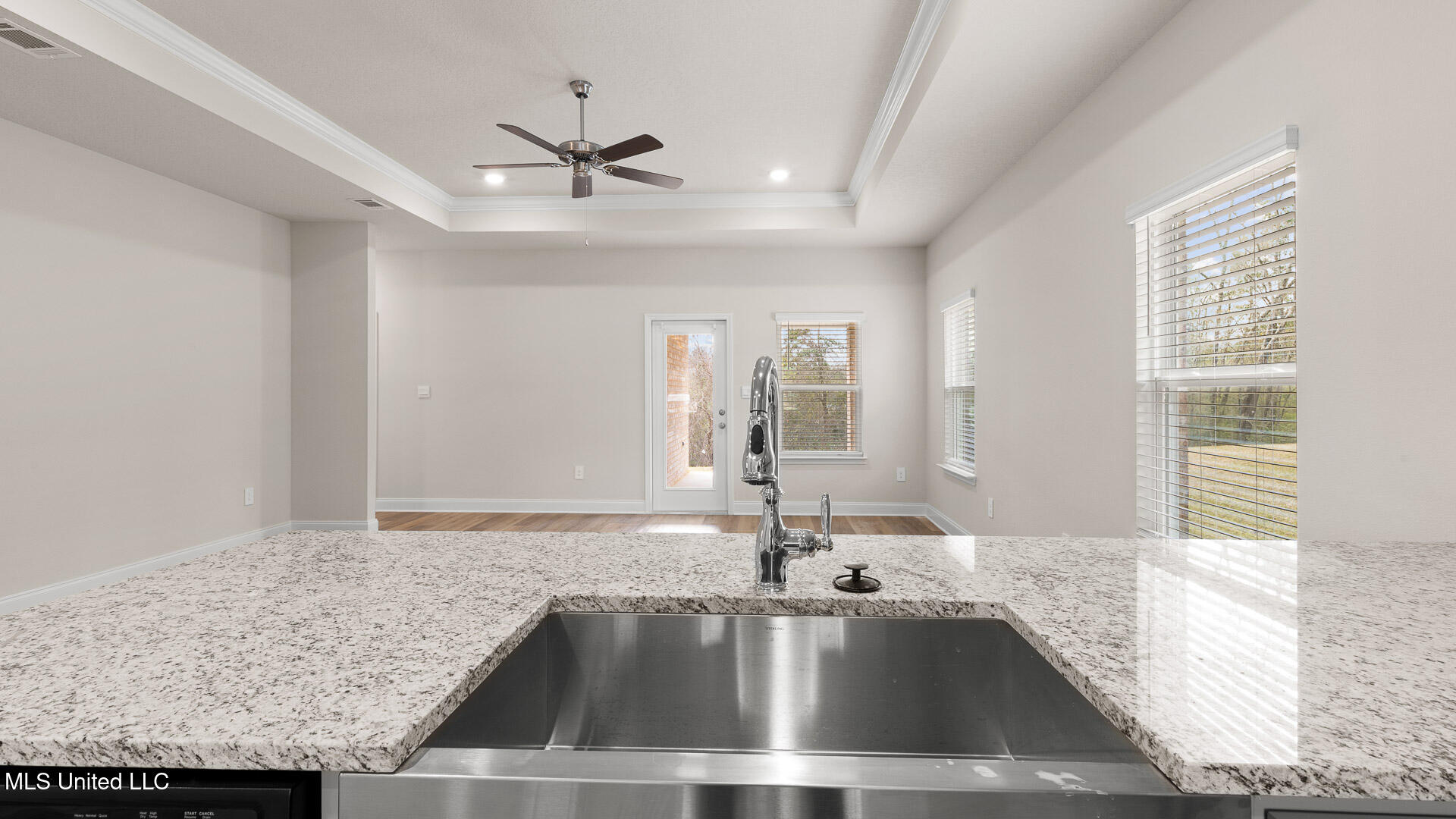 15888 Blue Ridge Drive Property Photo 7