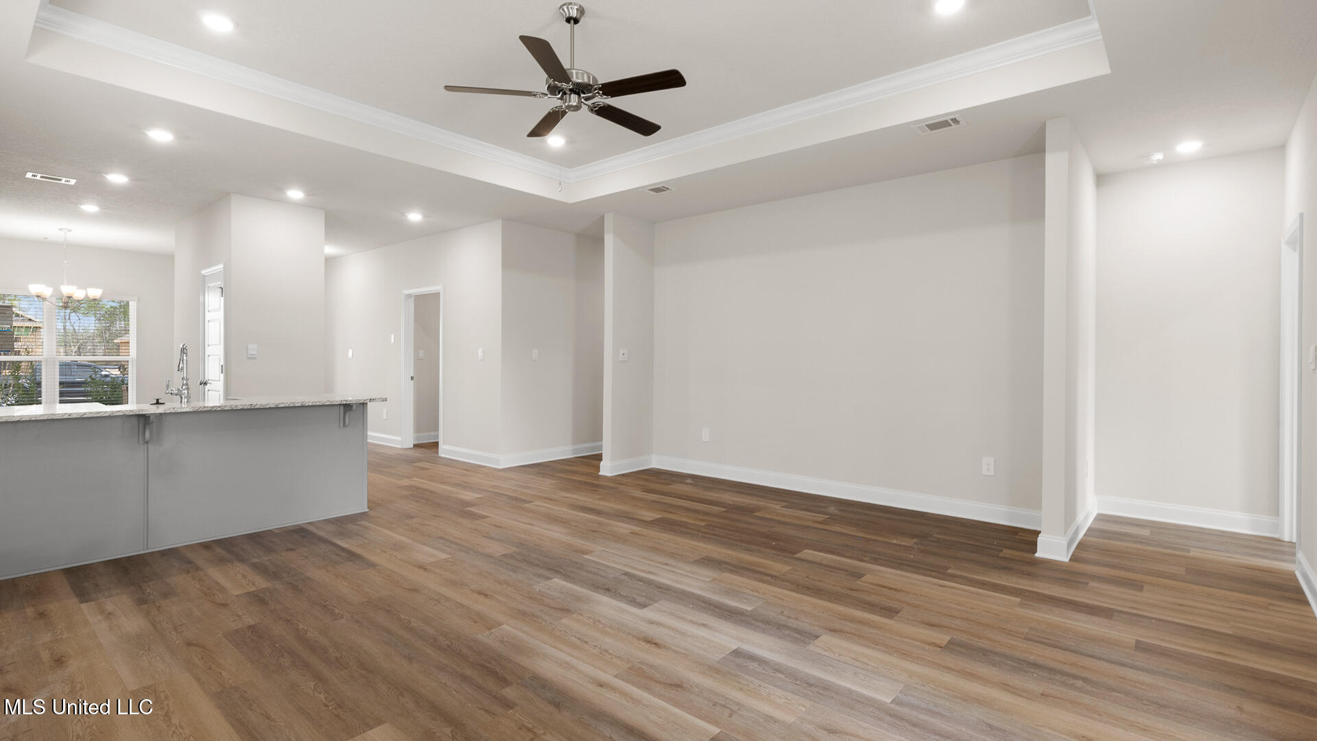 15888 Blue Ridge Drive Property Photo 11