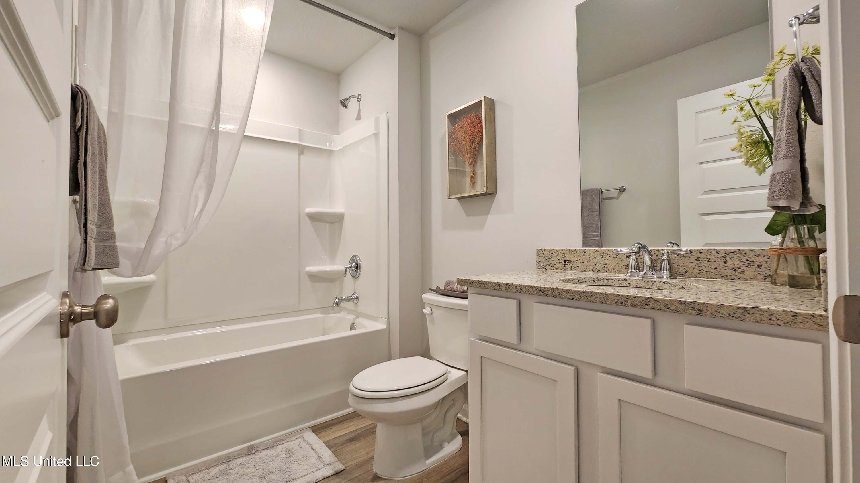 13445 Pond Ridge Way Property Photo 24