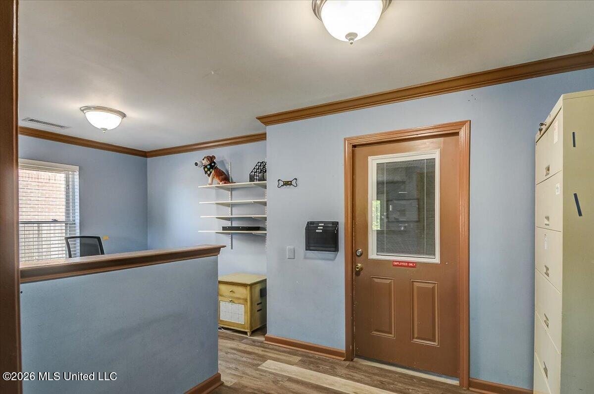 8928 Swinnea Road Property Photo 9