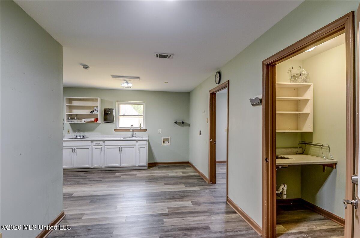8928 Swinnea Road Property Photo 16