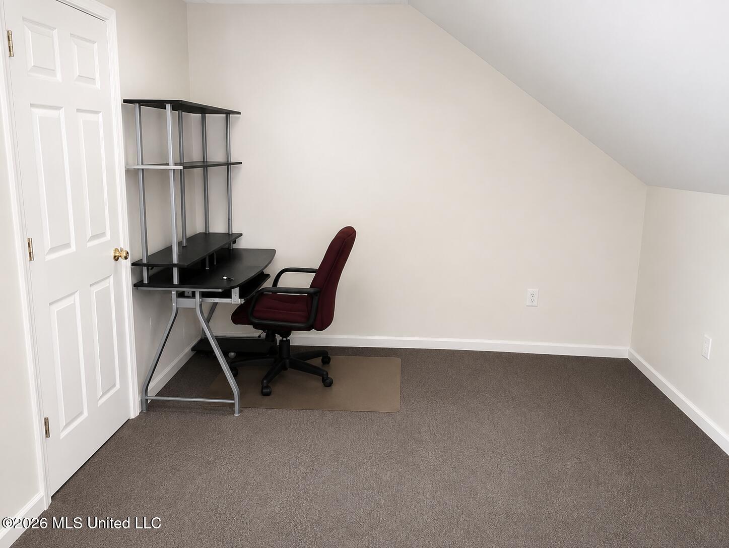 8928 Swinnea Road Property Photo 27
