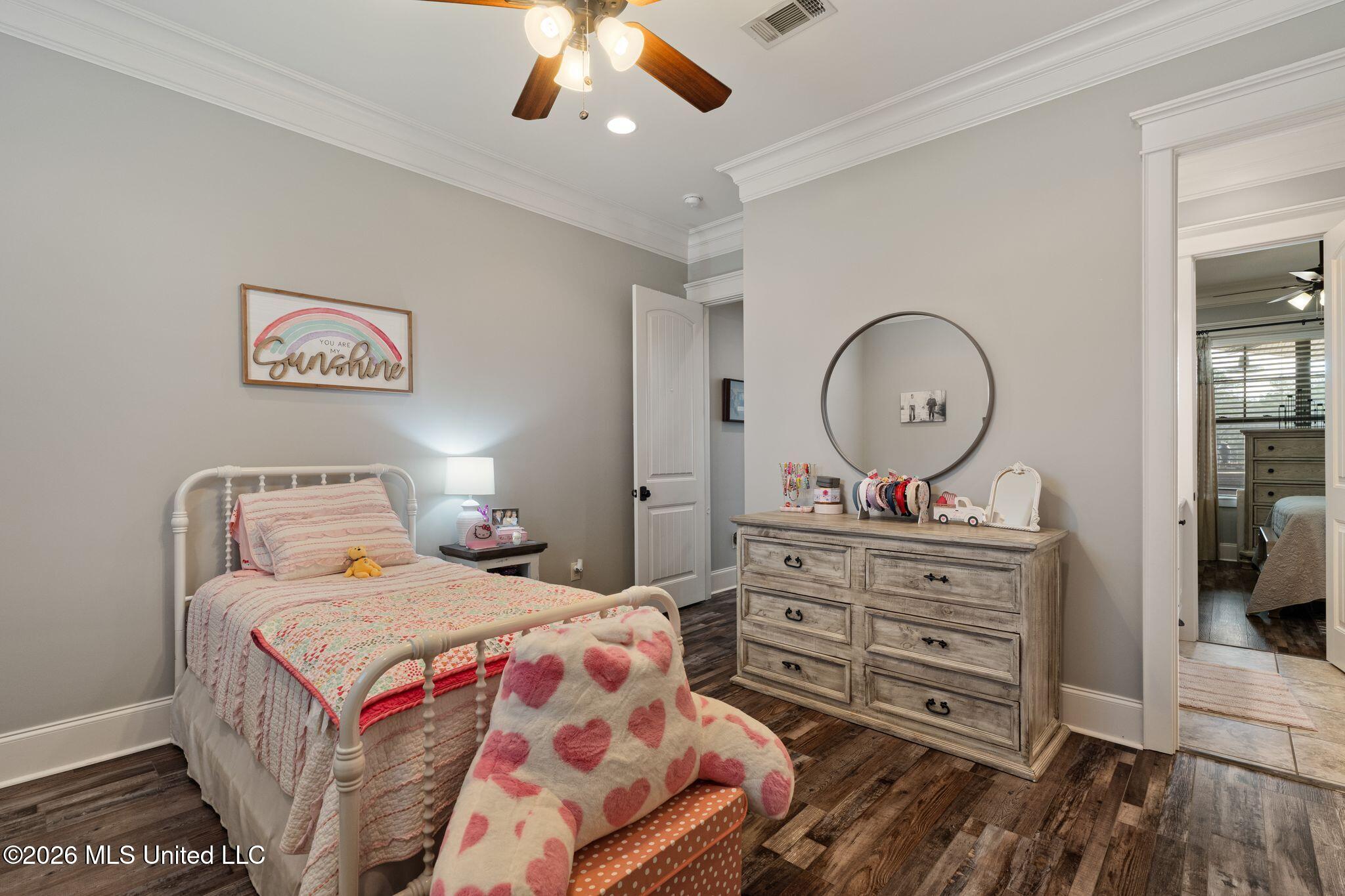 135 County 472 Property Photo 41