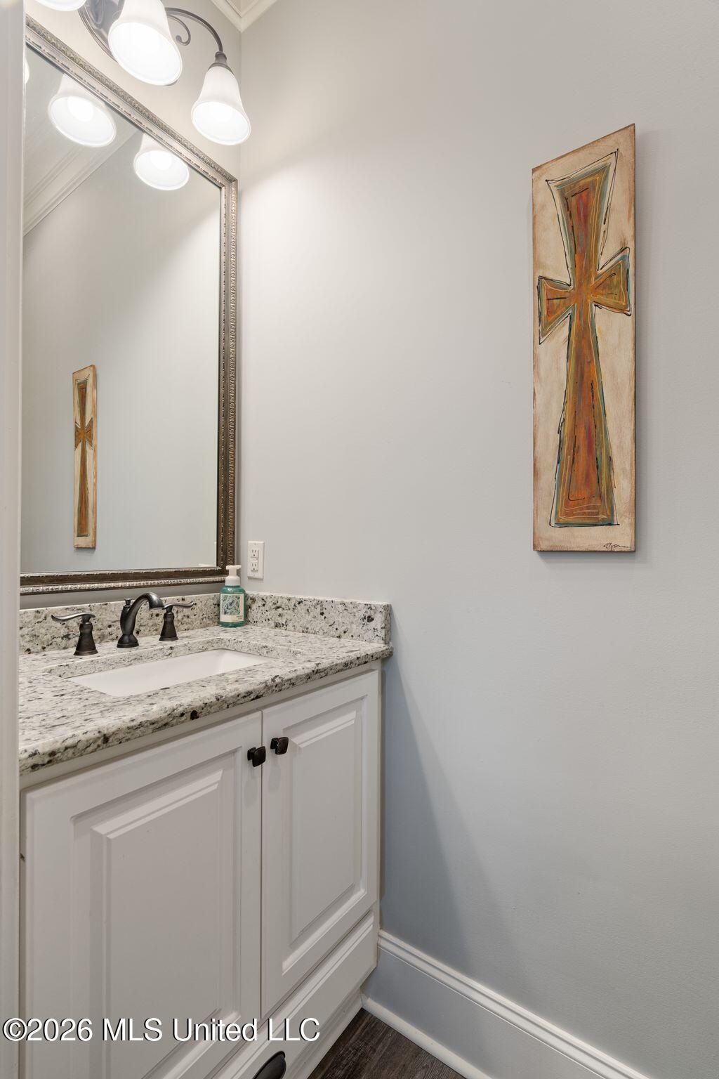 135 County 472 Property Photo 47