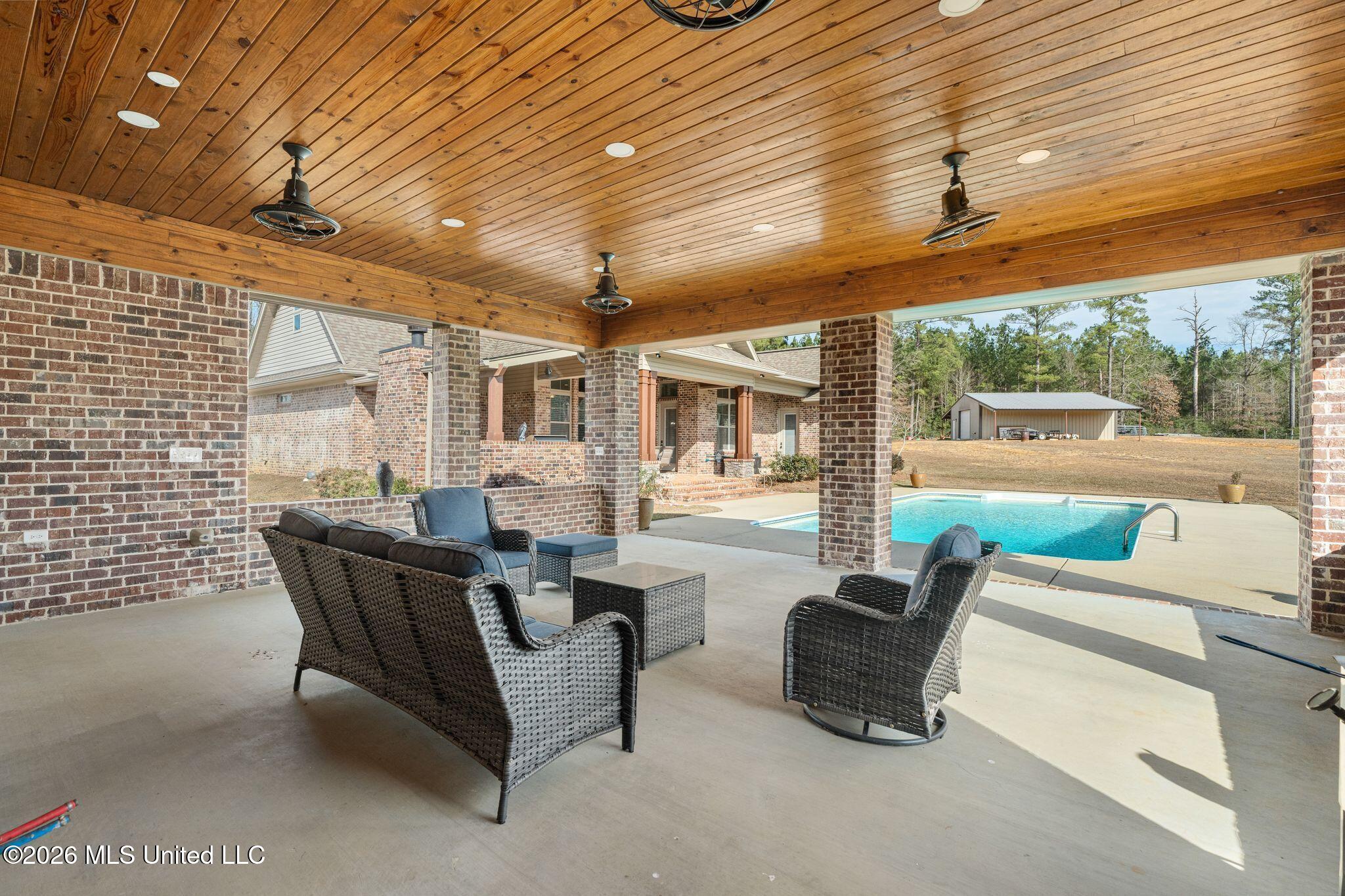 135 County 472 Property Photo 57