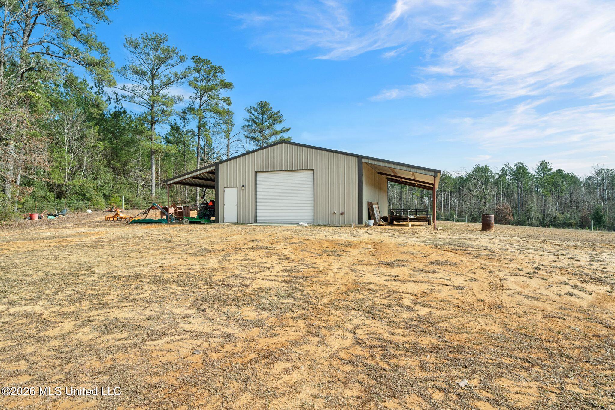 135 County 472 Property Photo 63