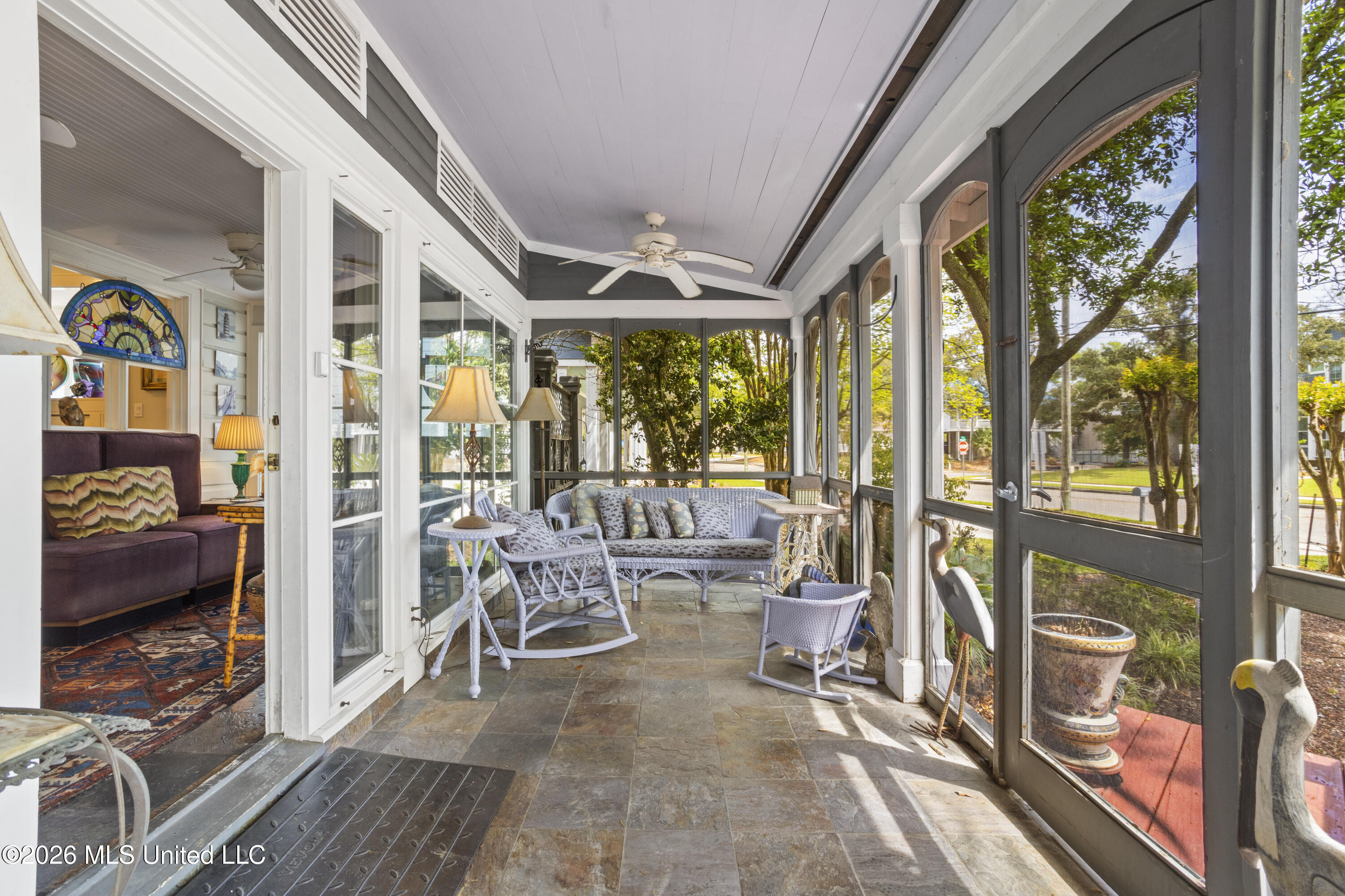 614 2nd Street Property Photo 8
