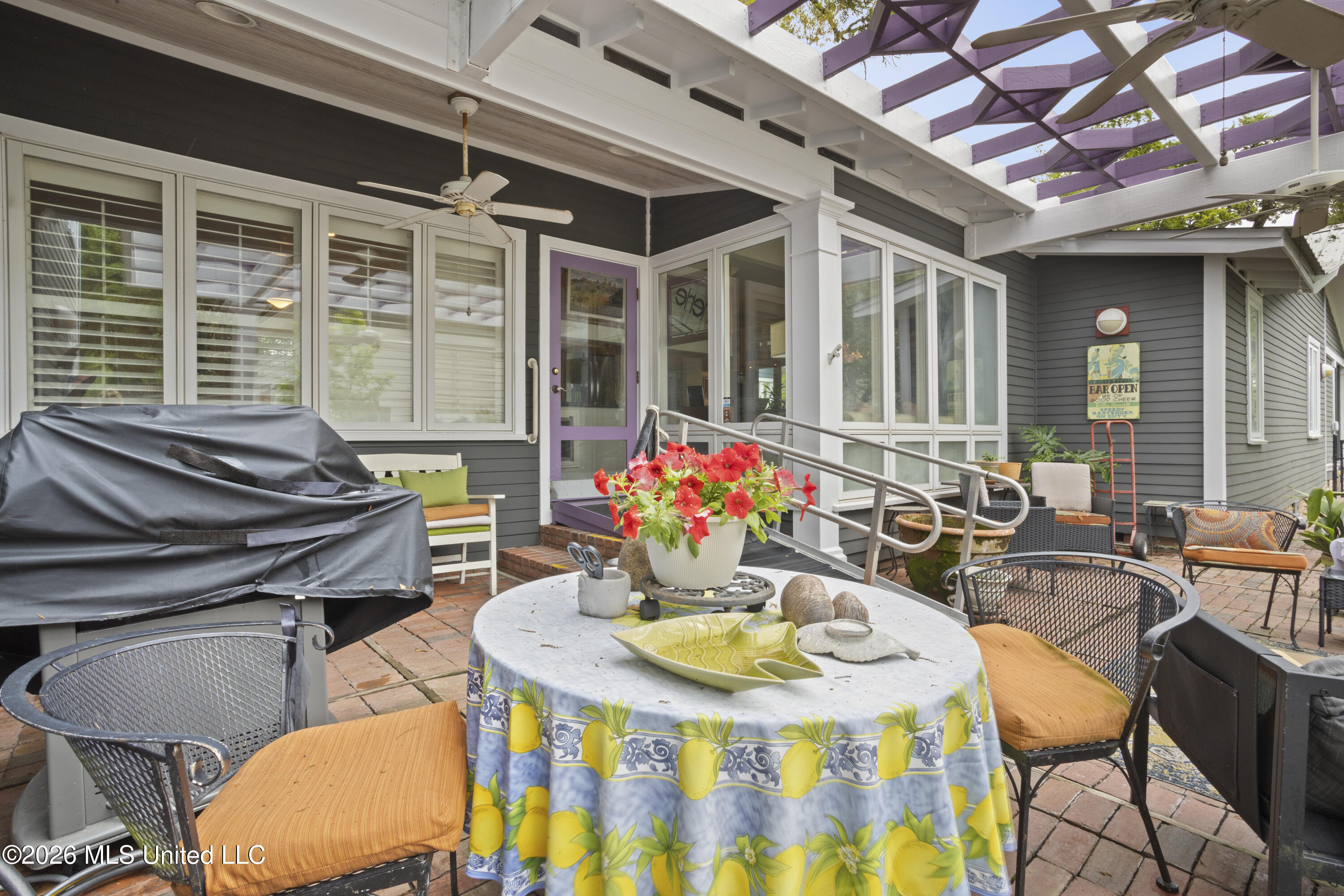 614 2nd Street Property Photo 43