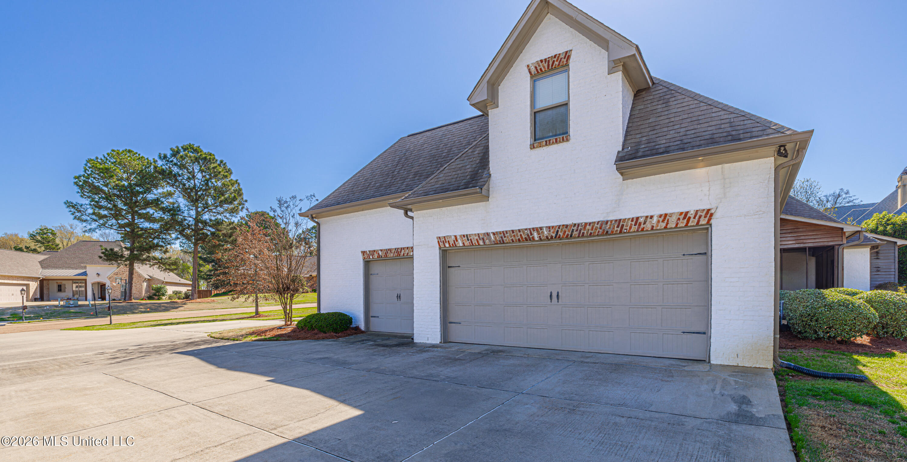 123 Klaas Boulevard Property Photo 6