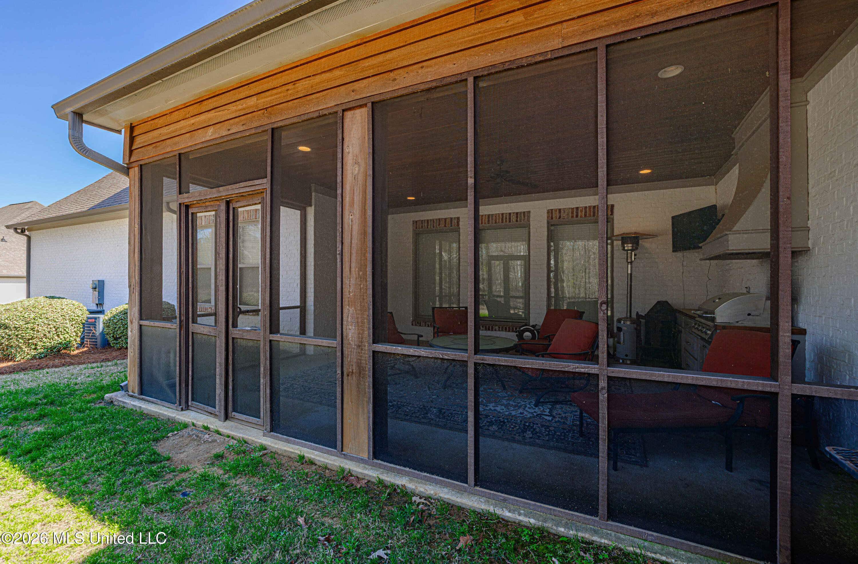 123 Klaas Boulevard Property Photo 9