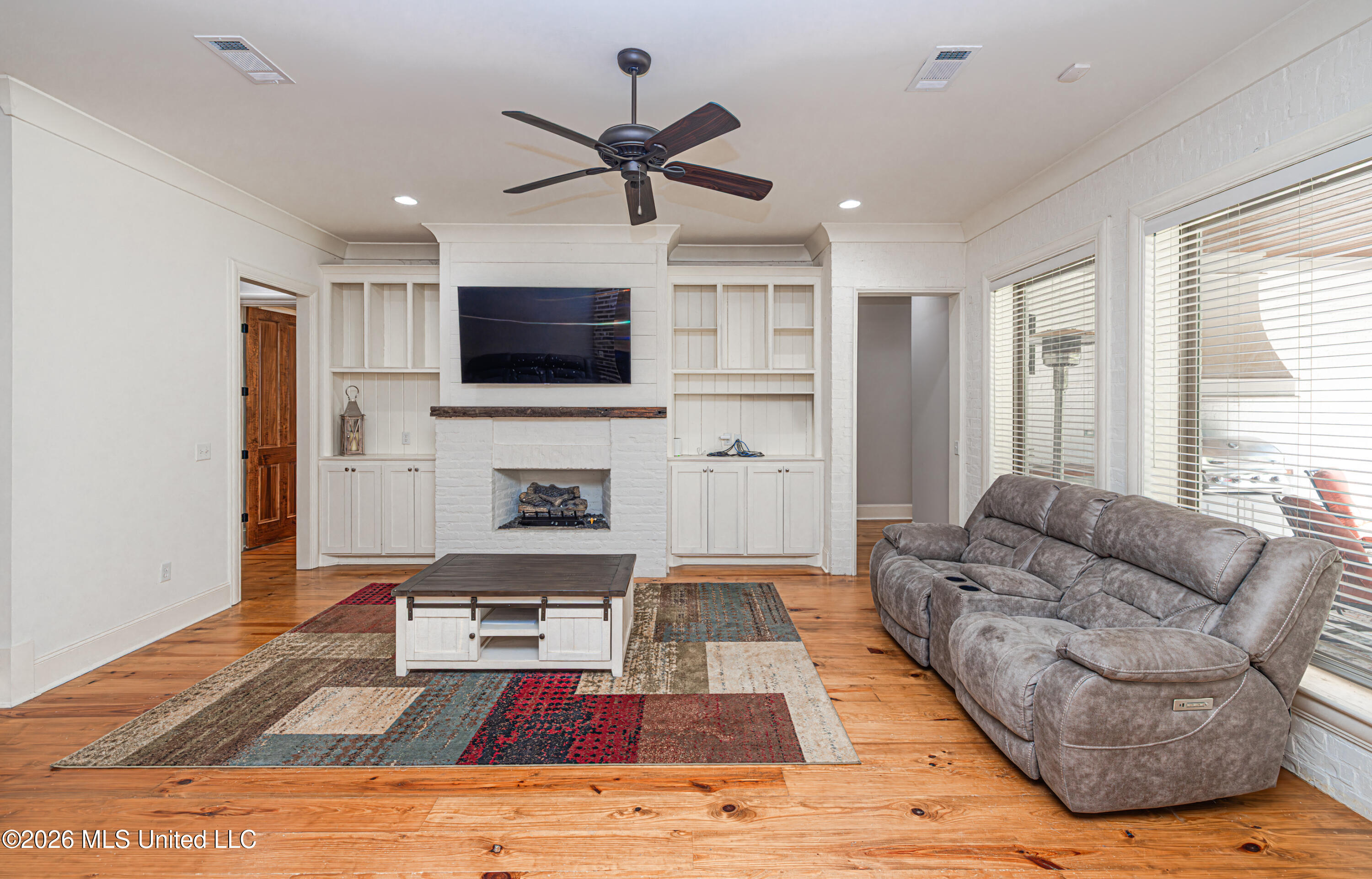 123 Klaas Boulevard Property Photo 18