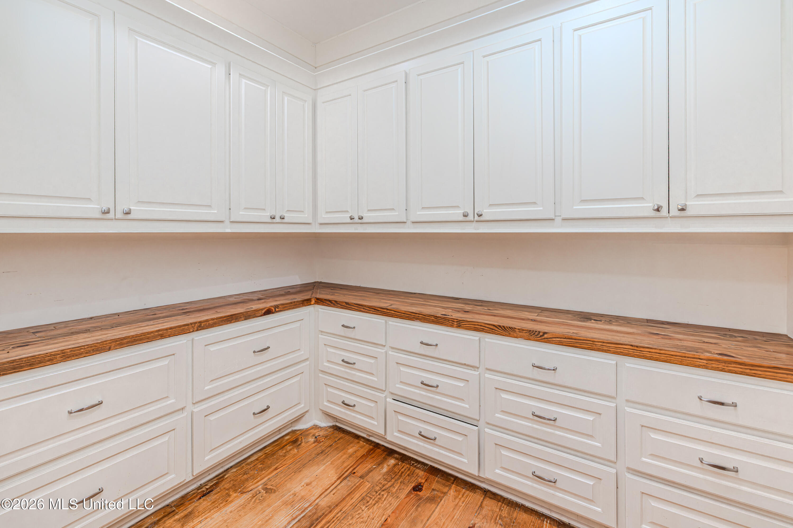 123 Klaas Boulevard Property Photo 28