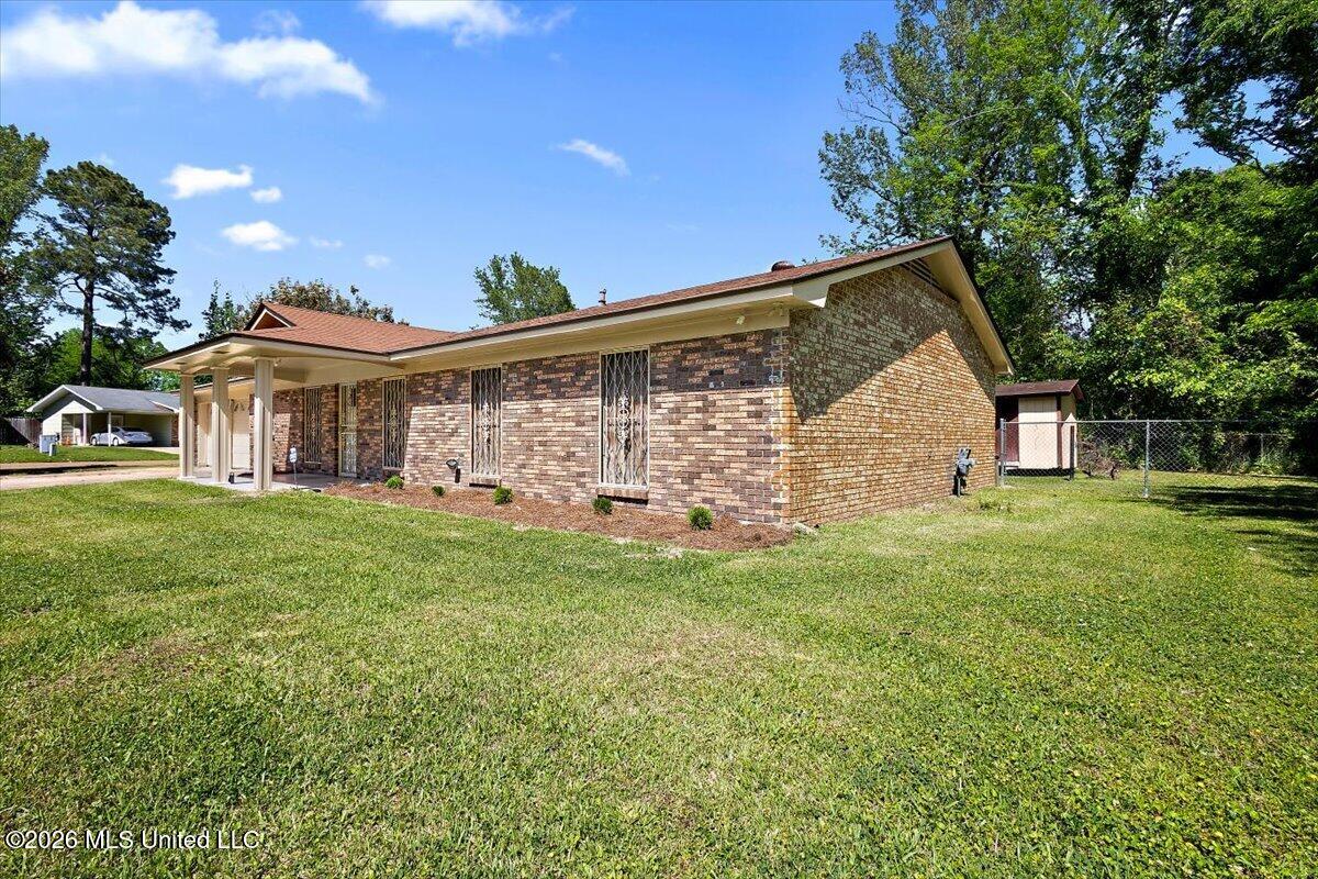 3692 James Monroe Property Photo 2