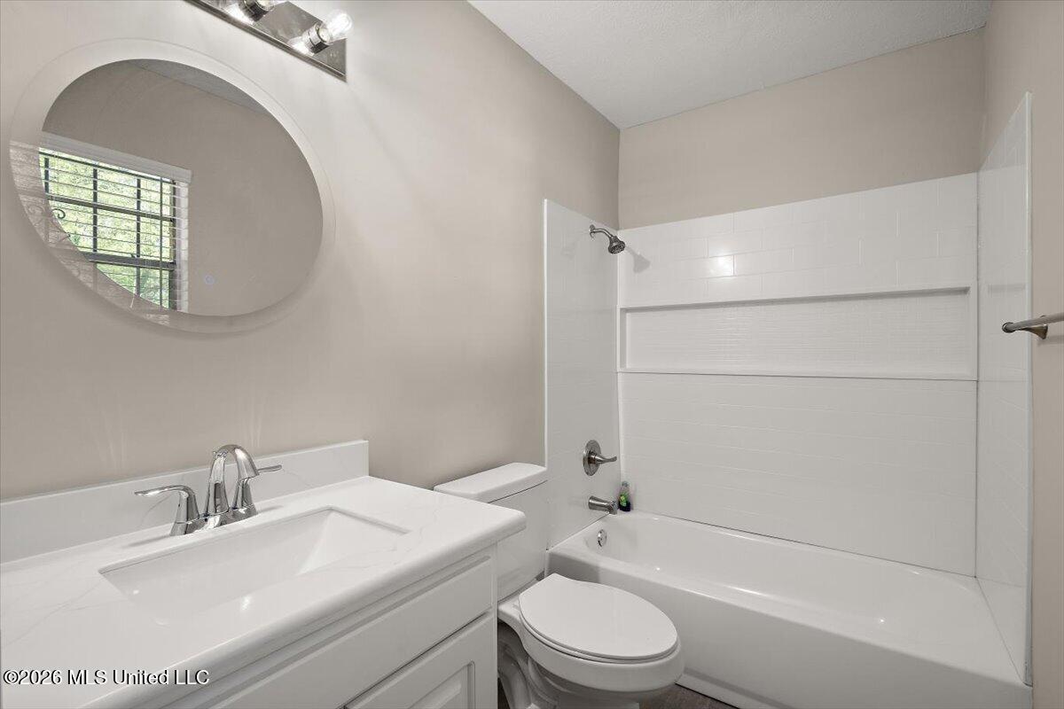 3692 James Monroe Property Photo 12