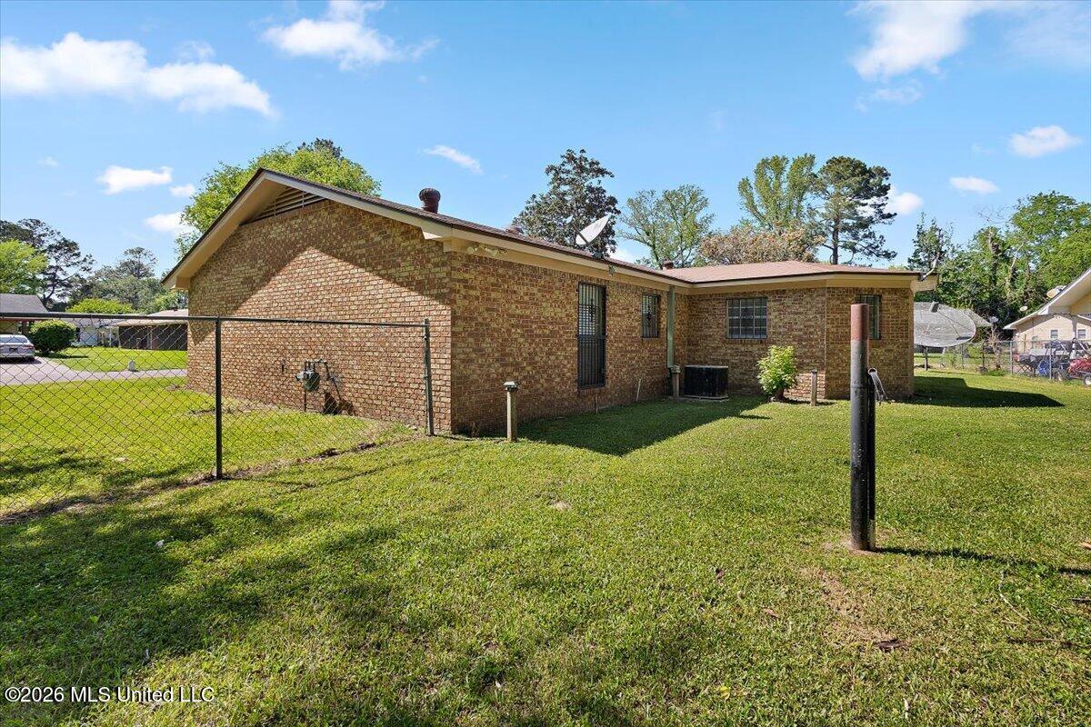 3692 James Monroe Property Photo 23