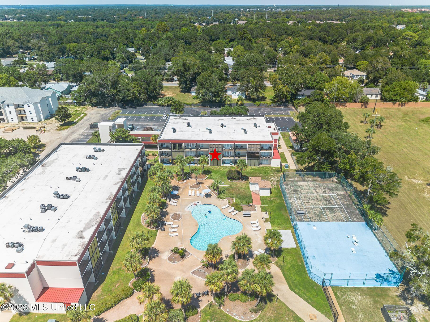 2046 Beach Boulevard Property Photo 2