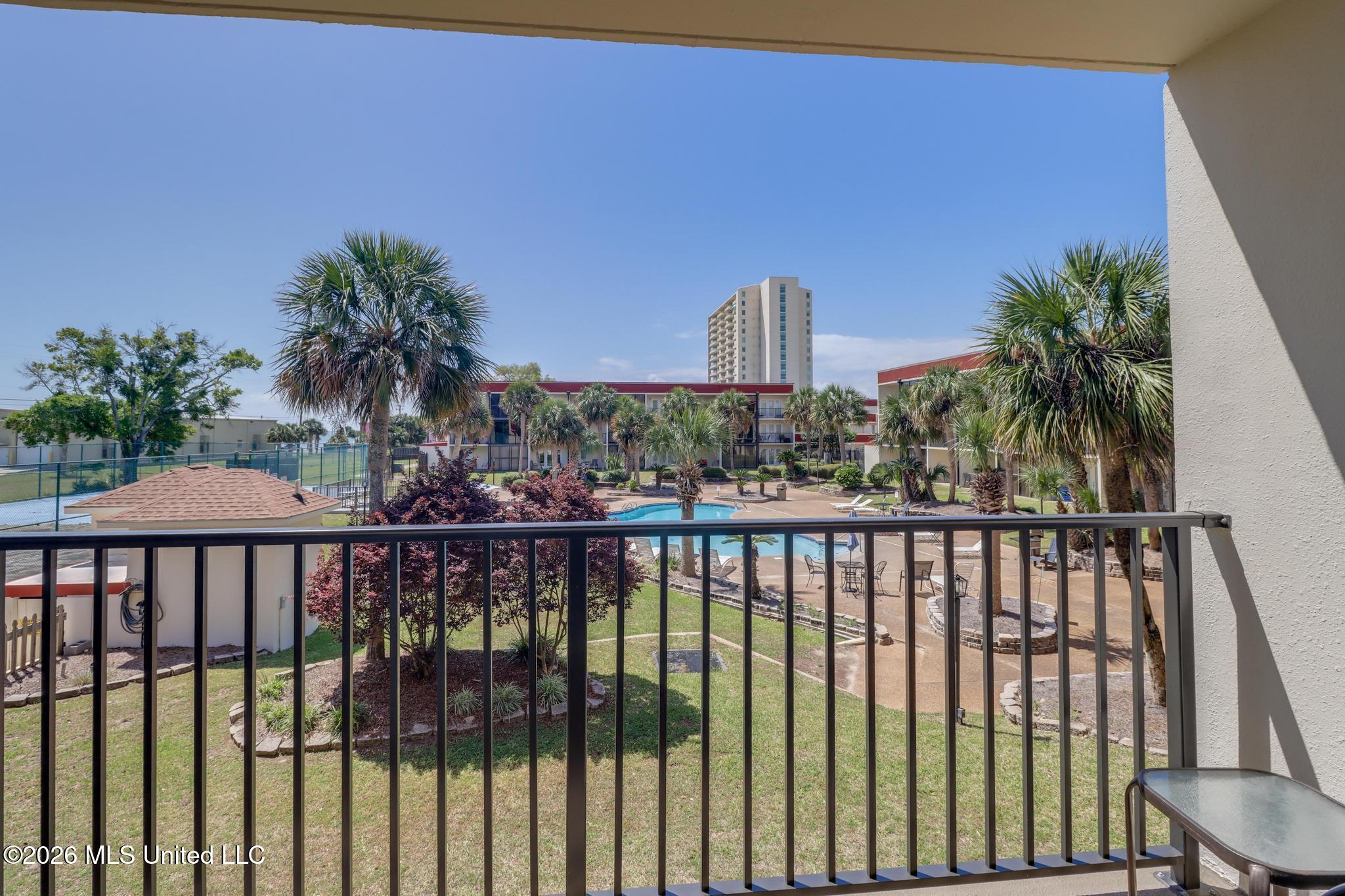 2046 Beach Boulevard Property Photo 22