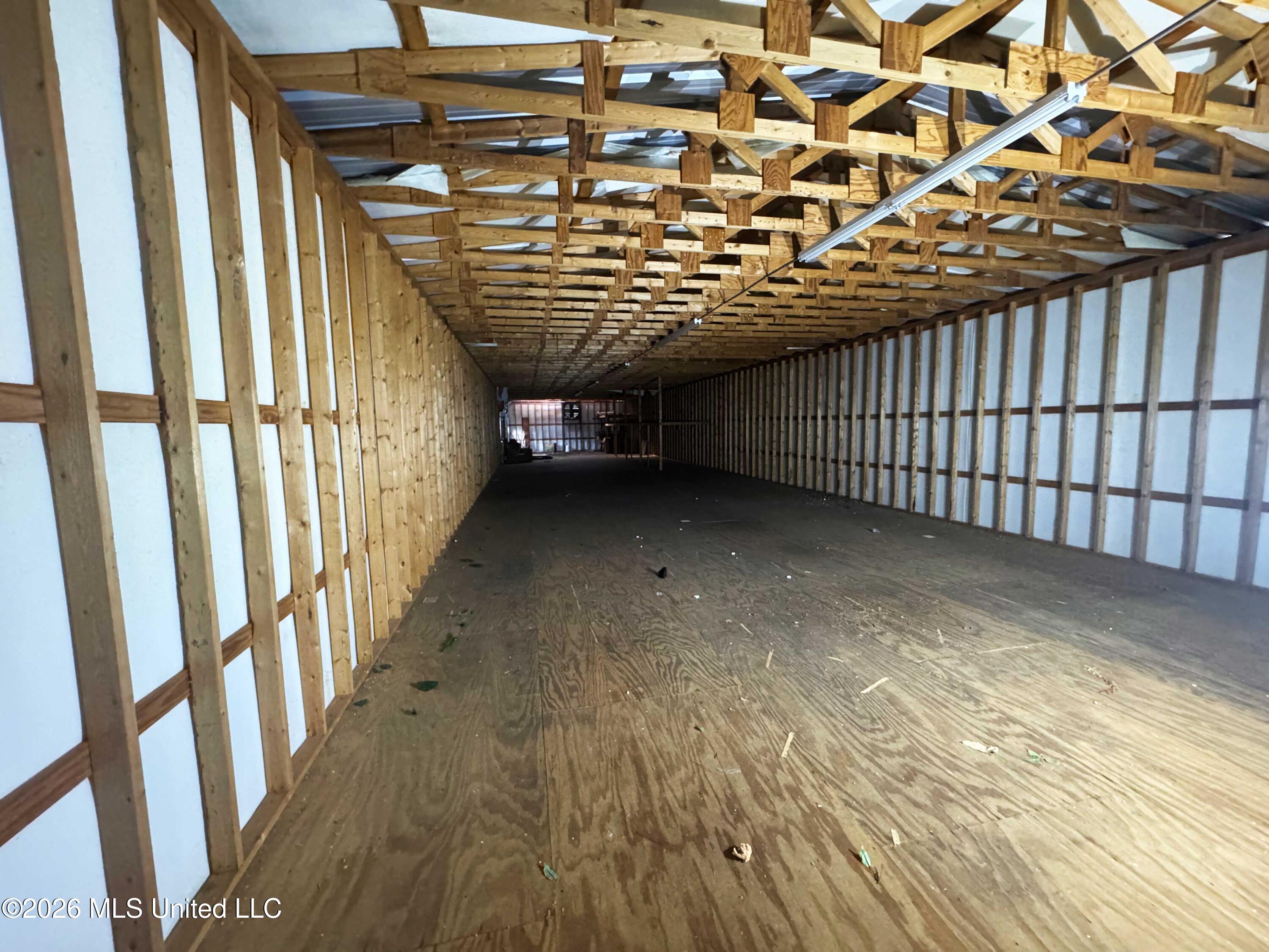 324 S Broadway Street Property Photo 21