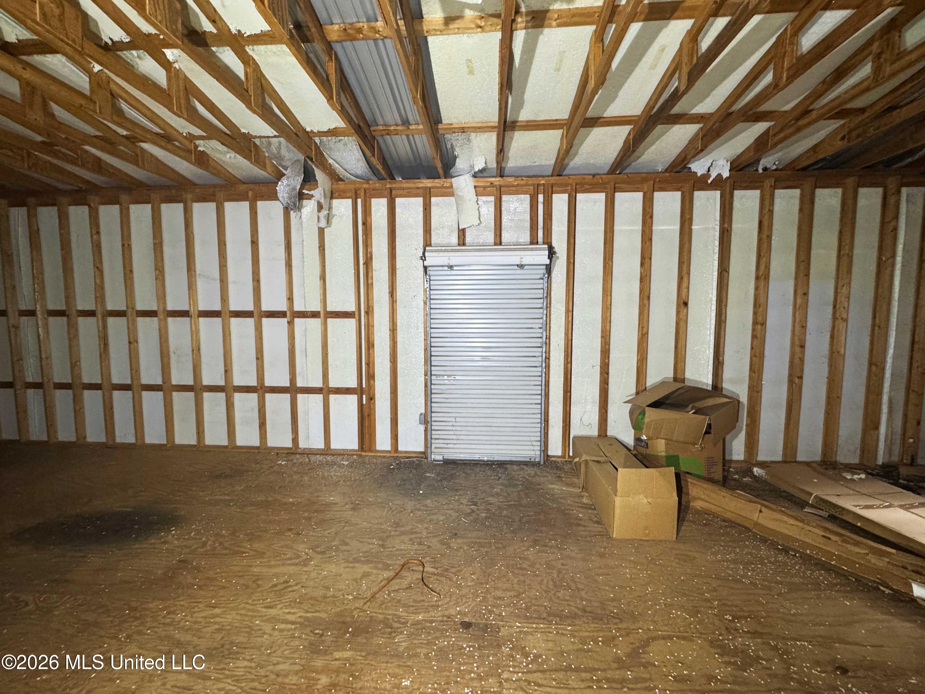 324 S Broadway Street Property Photo 22