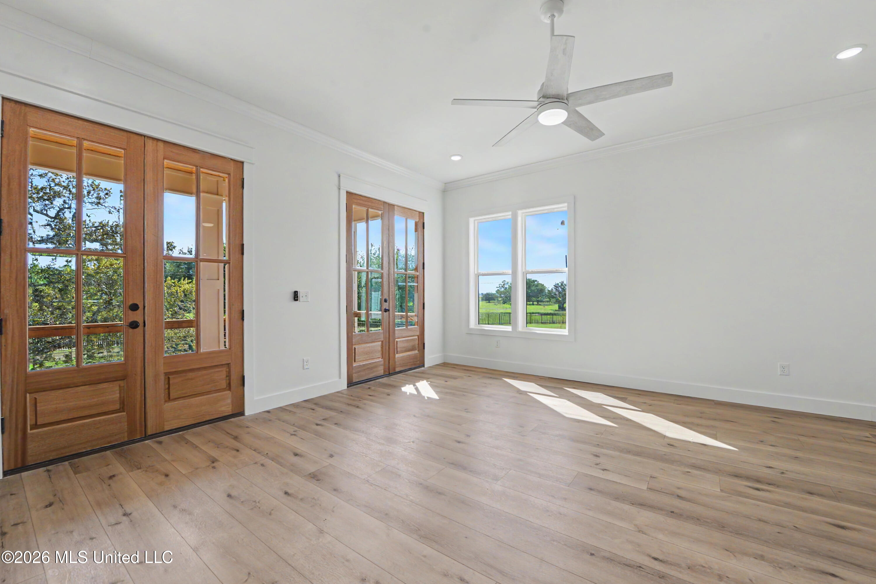 1310 Kensington Drive Property Photo 6
