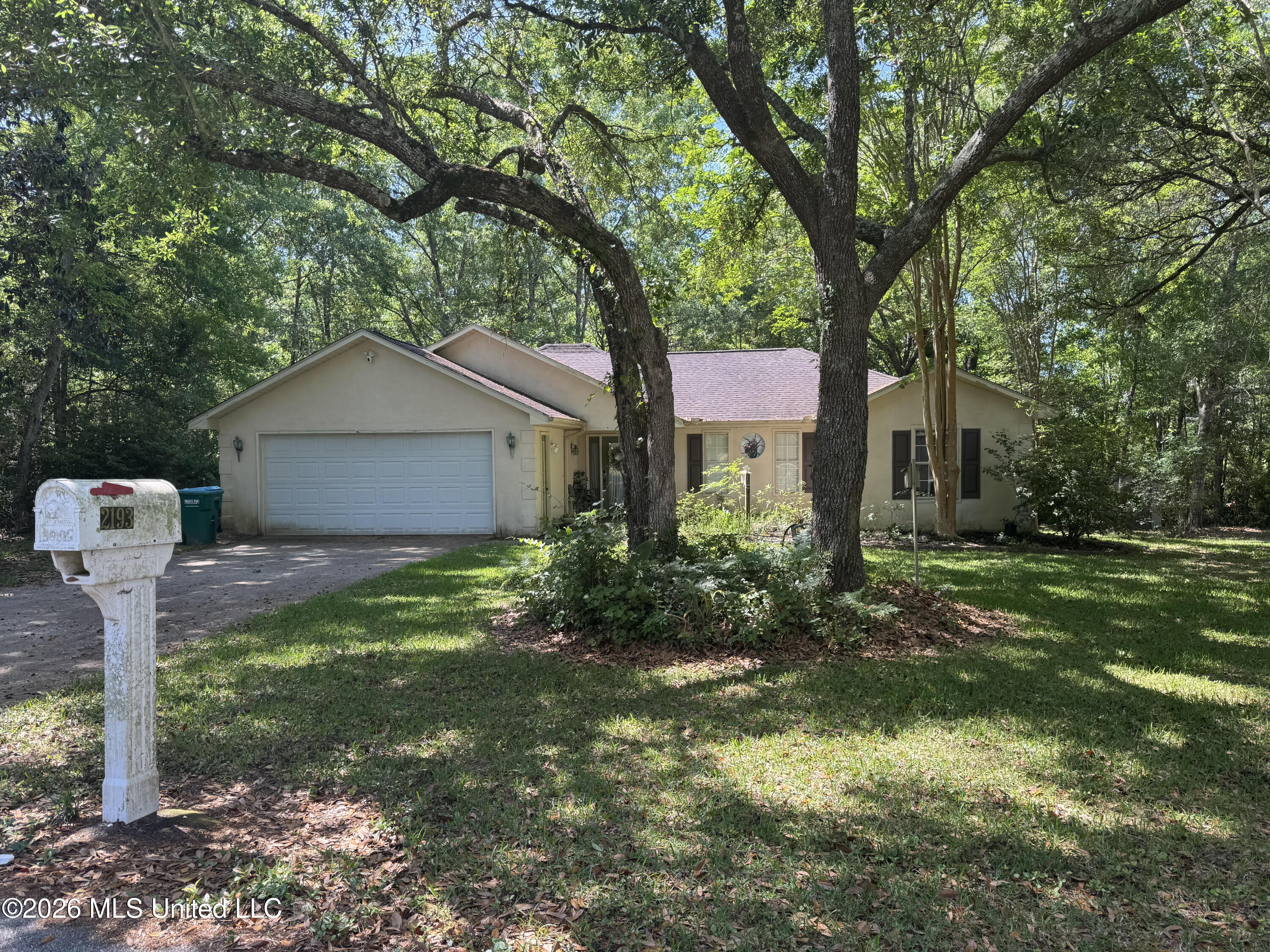 2193 Bayou View Circle Property Photo 1