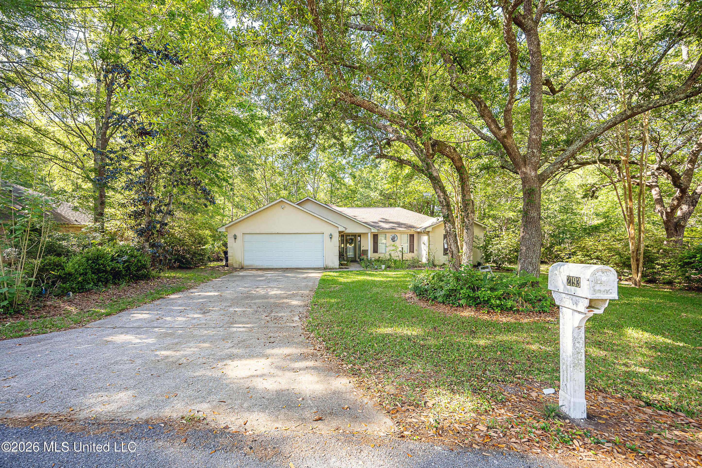 2193 Bayou View Circle Property Photo 5