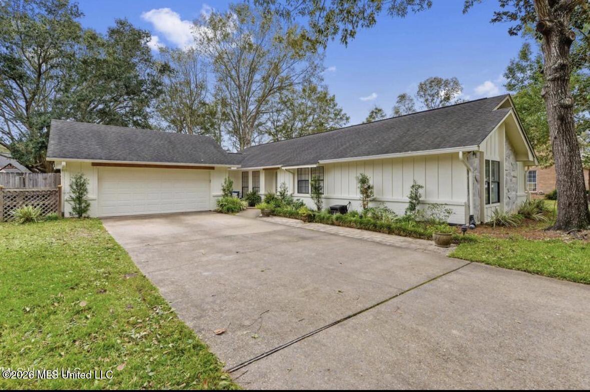 4004 Breezy Hill Lane Property Photo 1