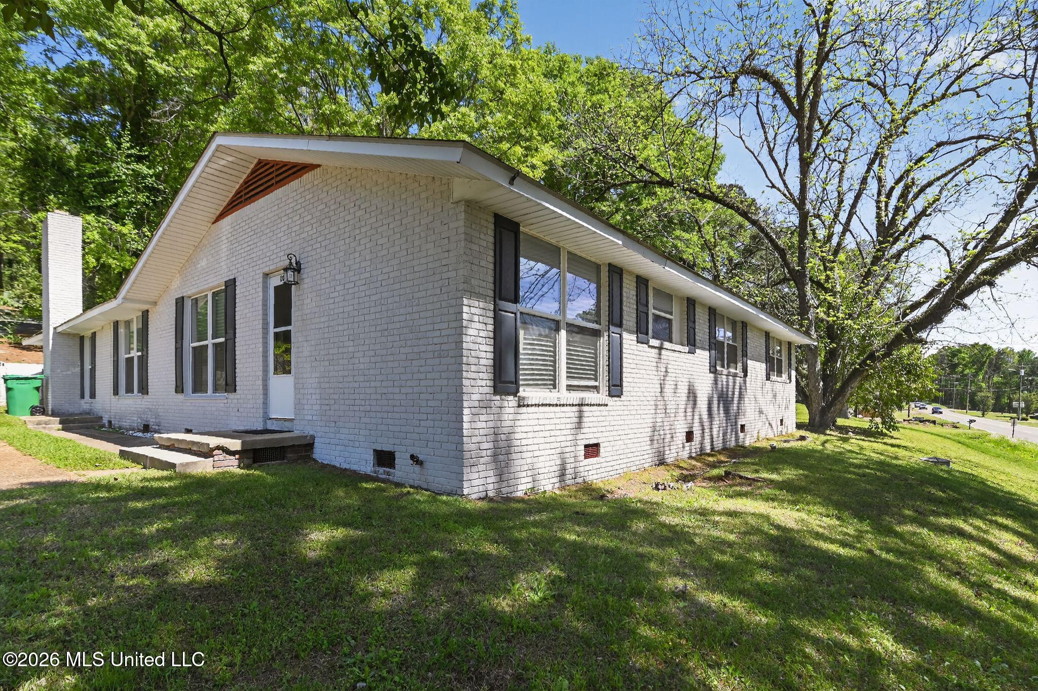 20 Covington Road Property Photo 2