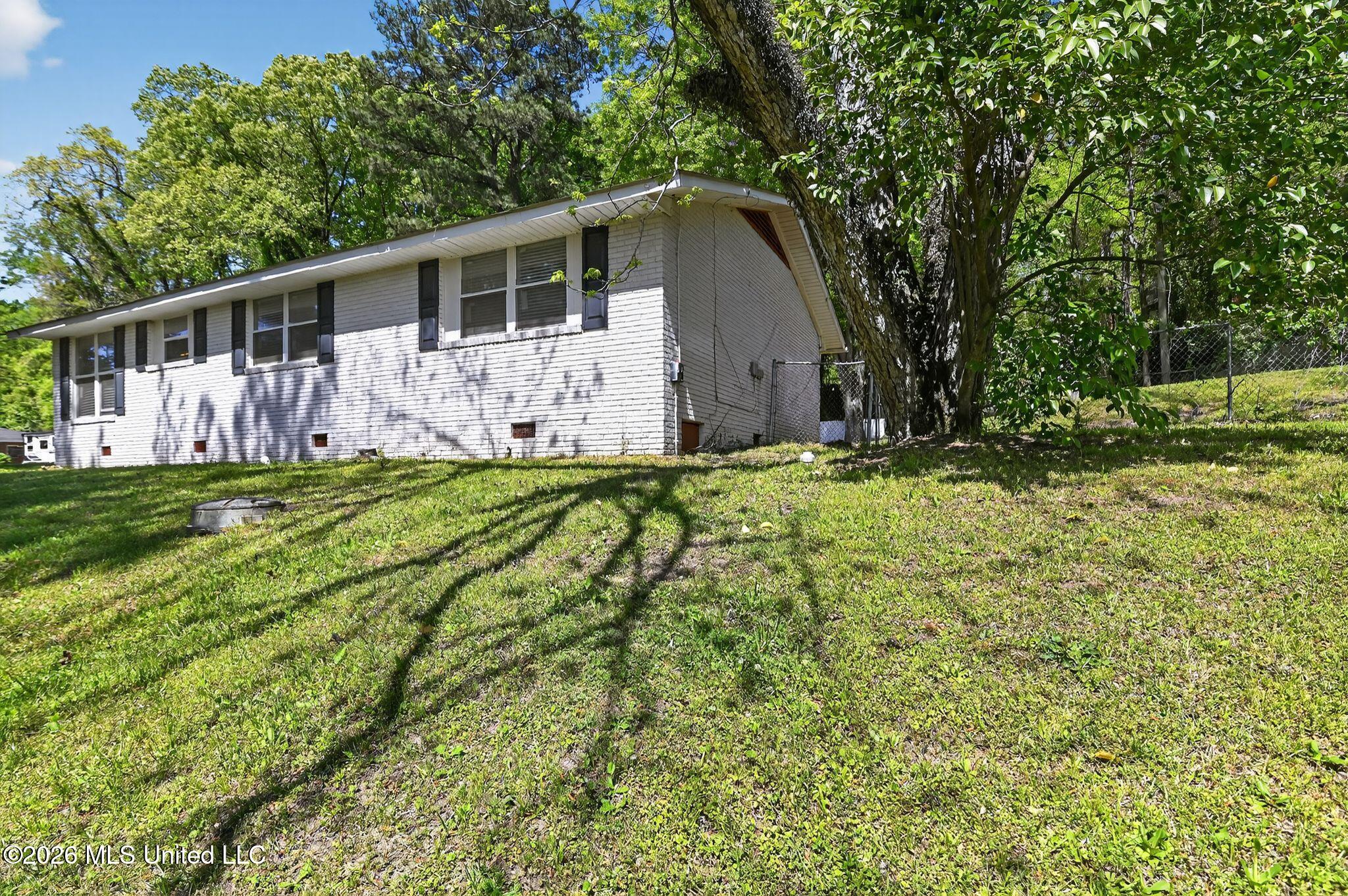 20 Covington Road Property Photo 3