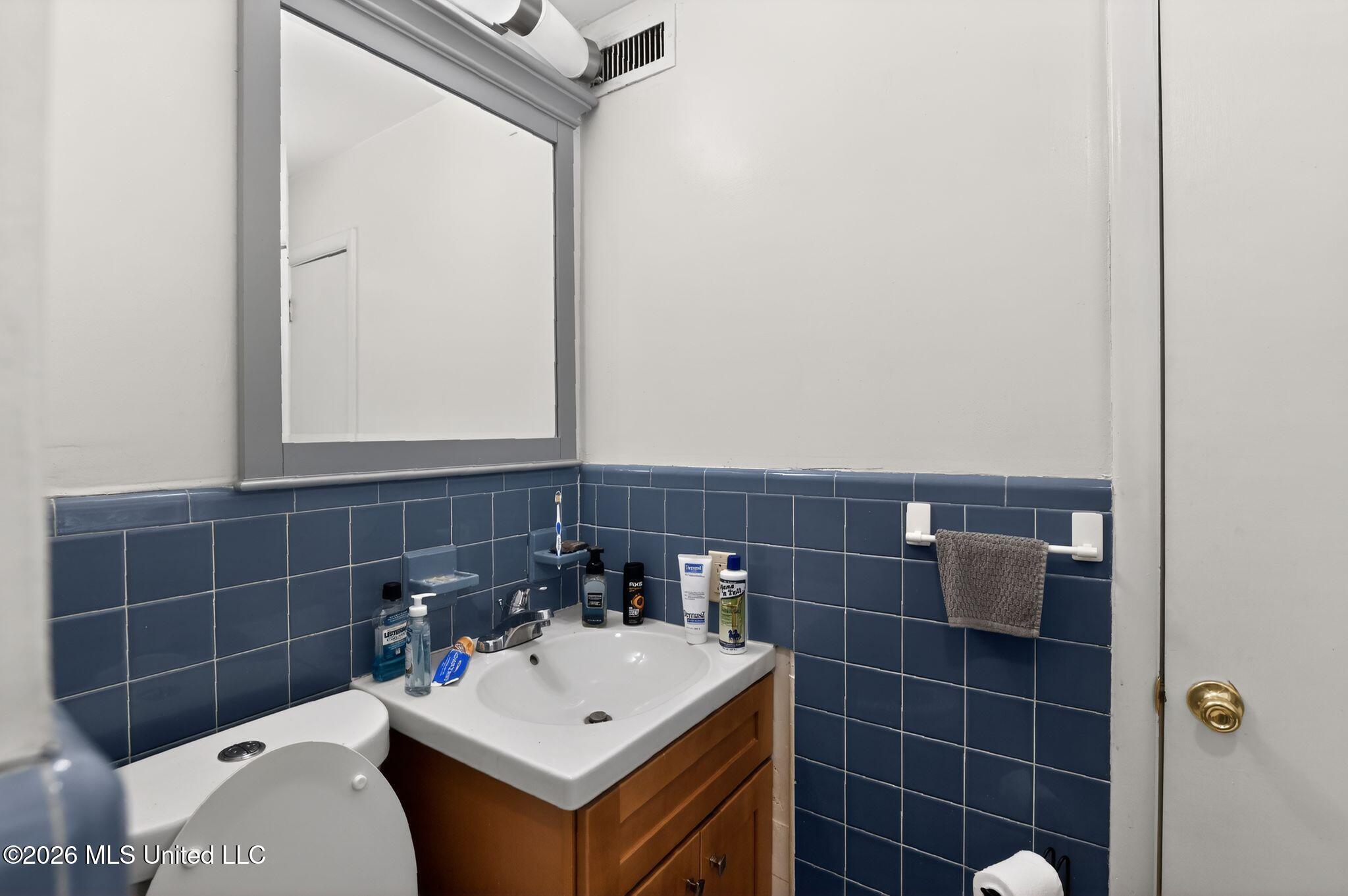 20 Covington Road Property Photo 25