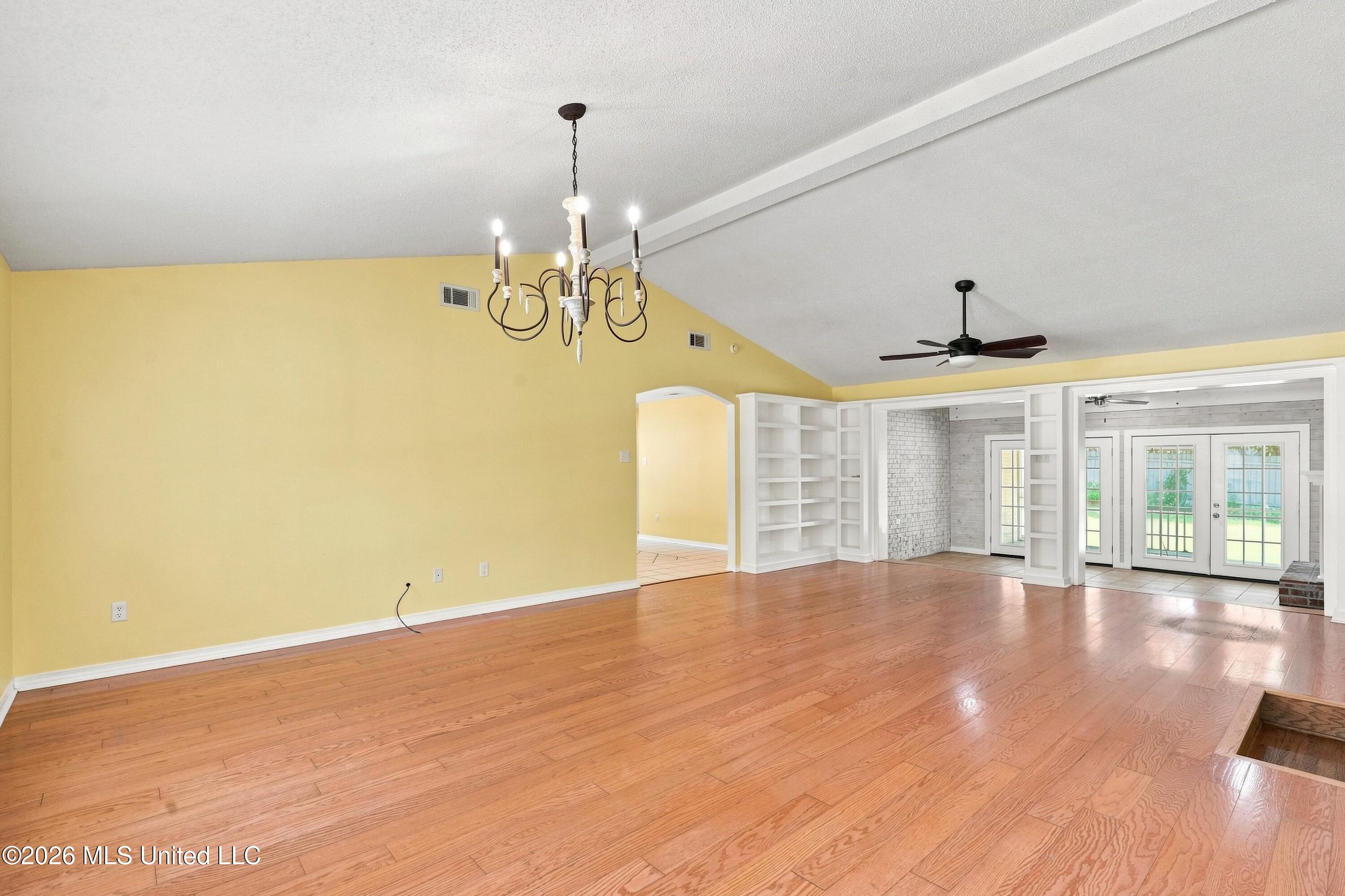 89364 E Diamondhead Drive Property Photo 4