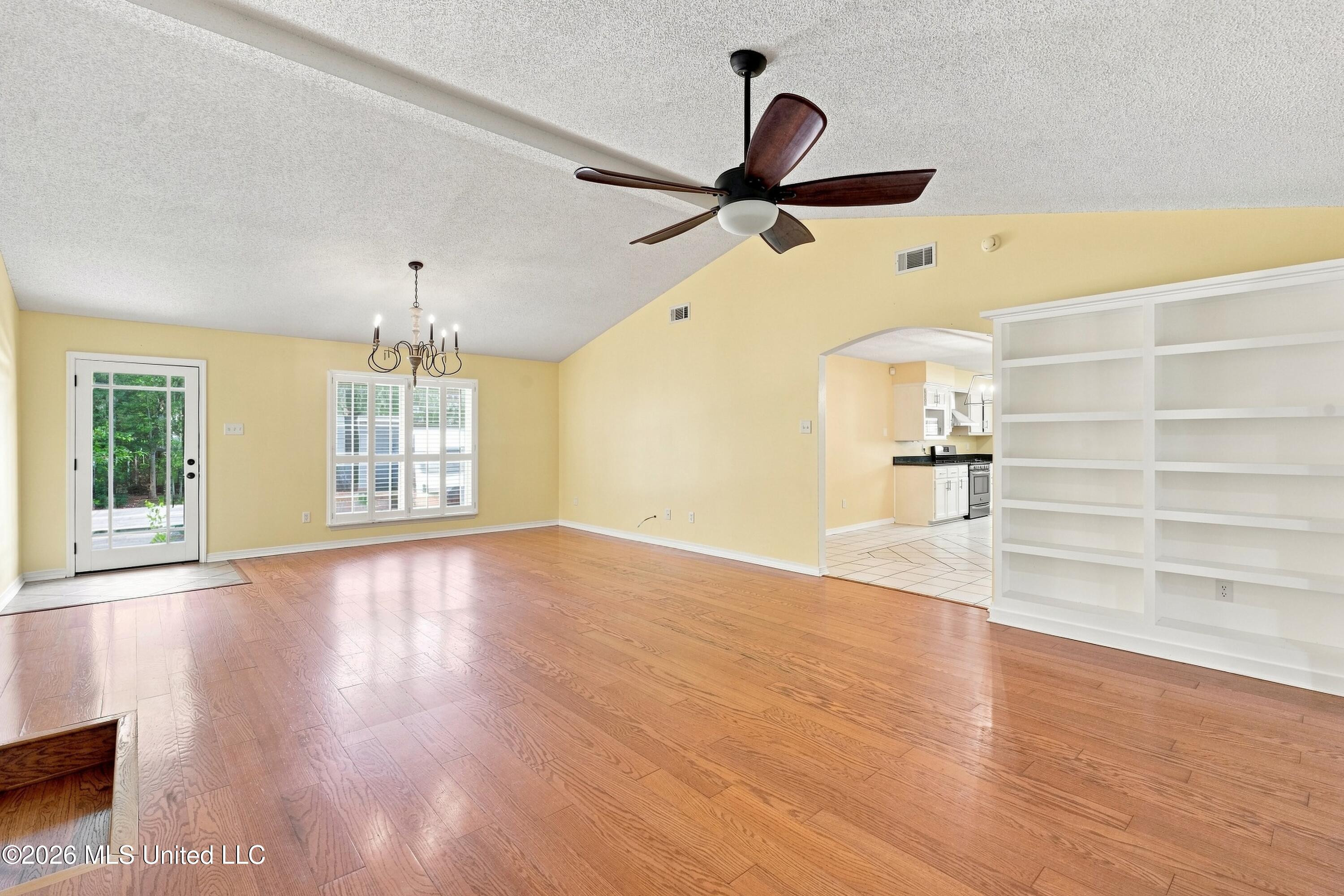 89364 E Diamondhead Drive Property Photo 8