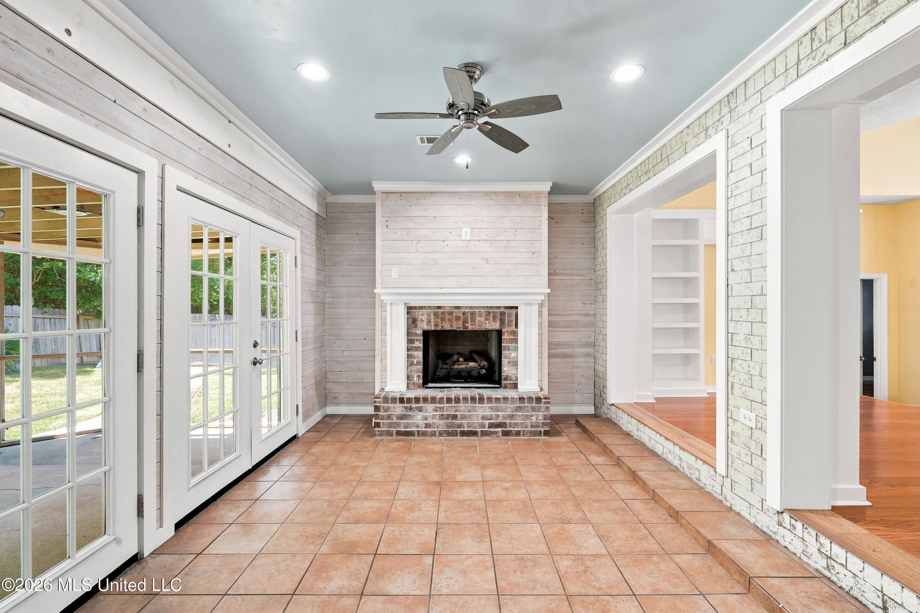 89364 E Diamondhead Drive Property Photo 11