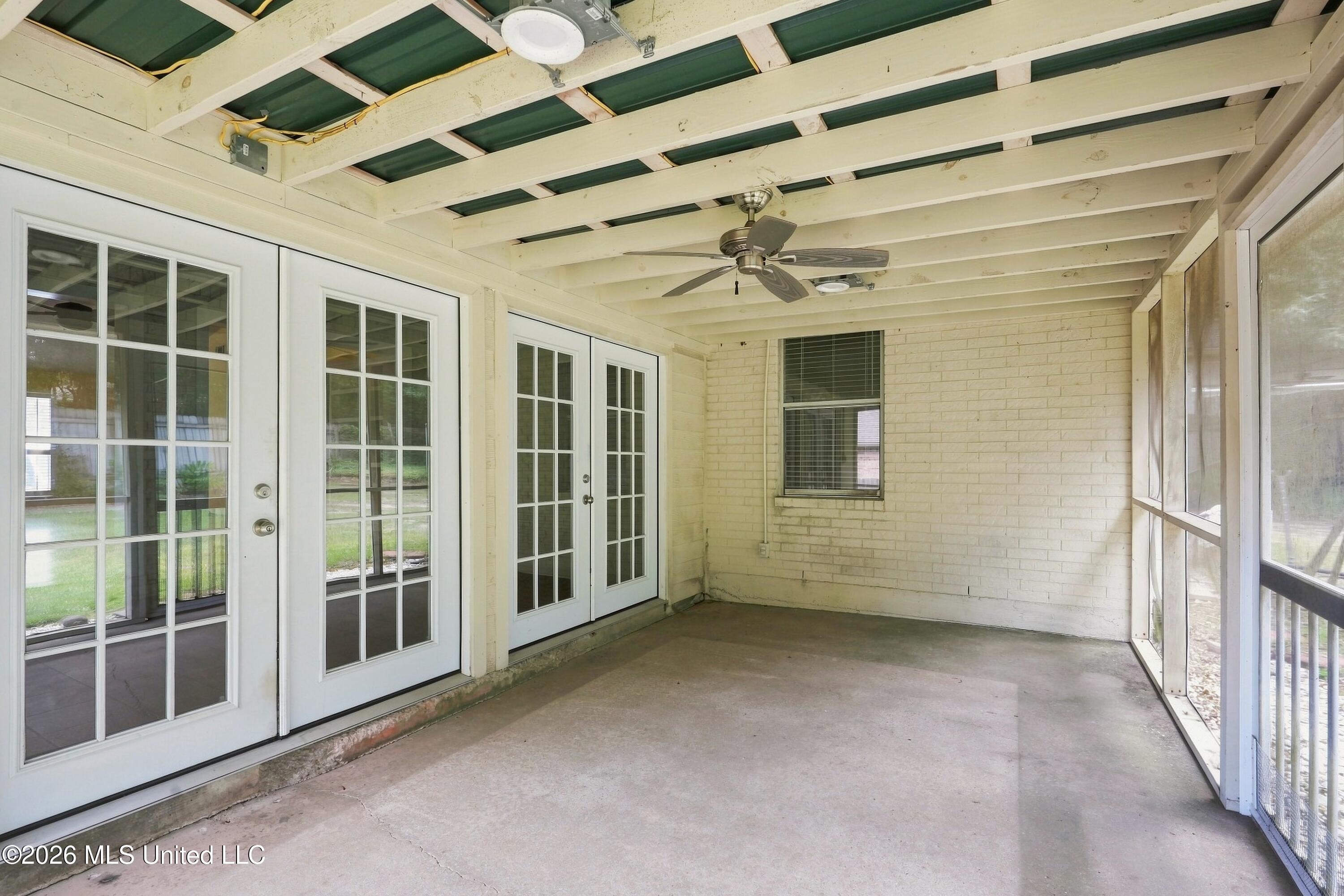 89364 E Diamondhead Drive Property Photo 16