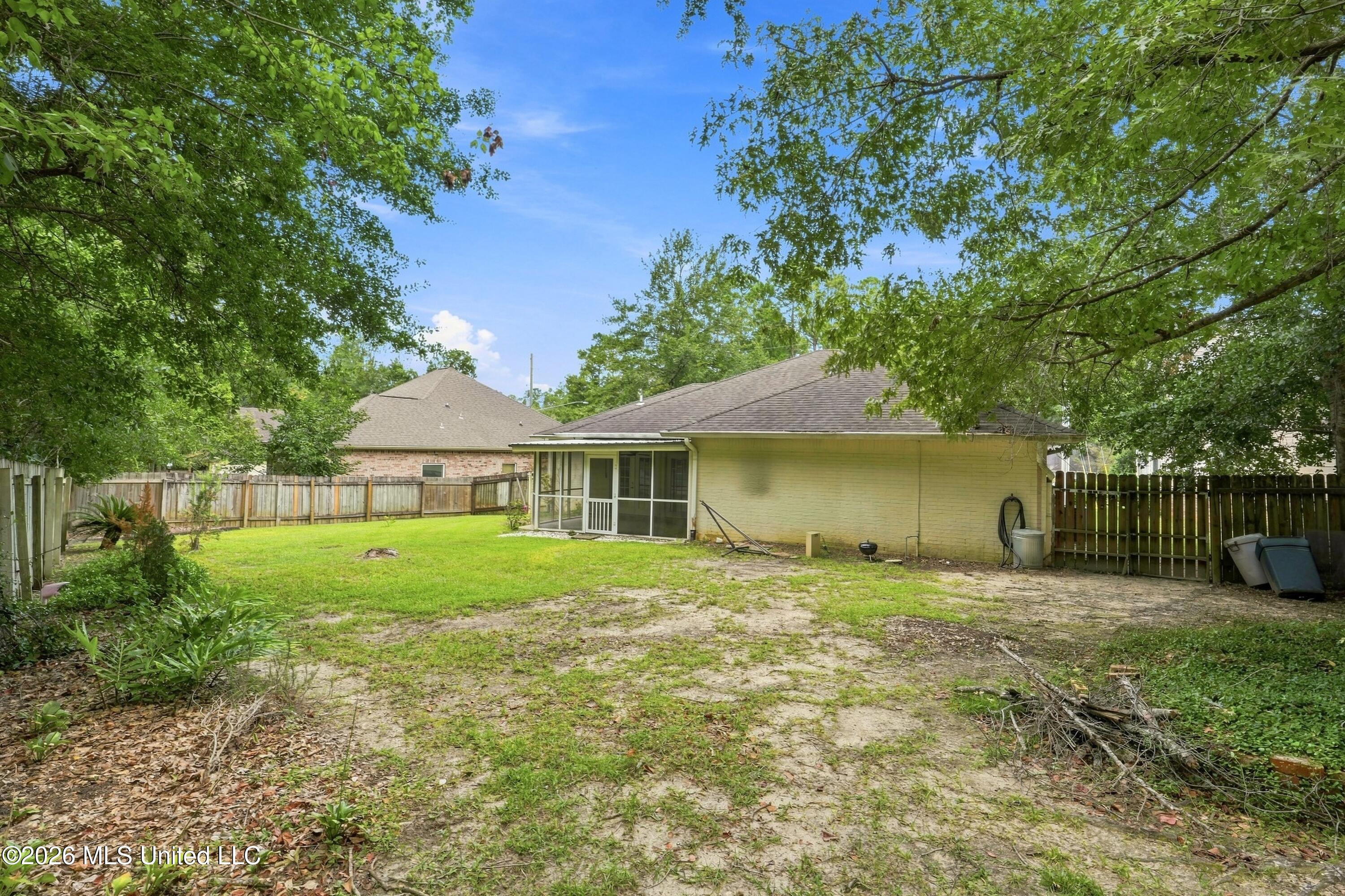 89364 E Diamondhead Drive Property Photo 18