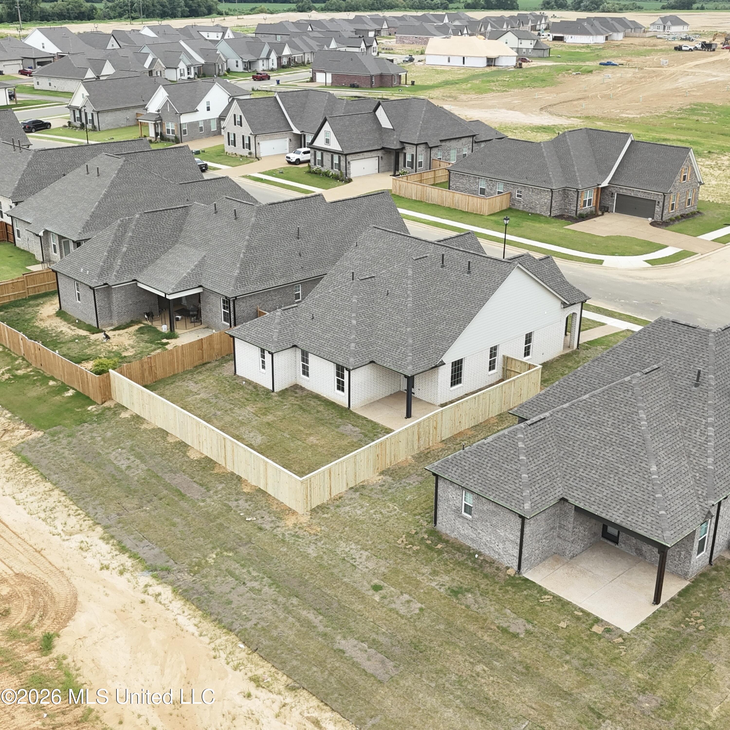 836 Coahoma Court Property Photo 32