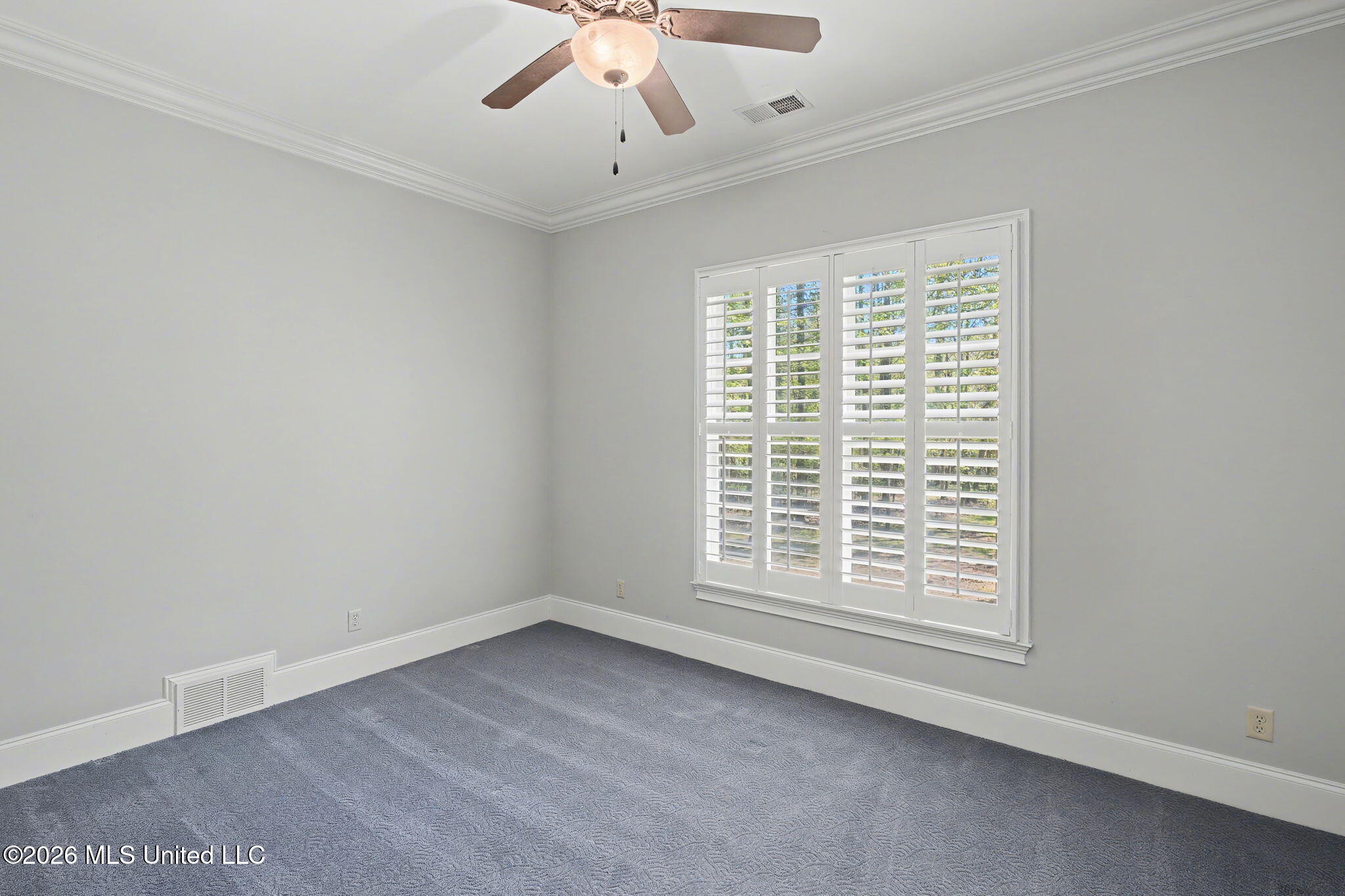 13921 Valley Oaks Drive Property Photo 41